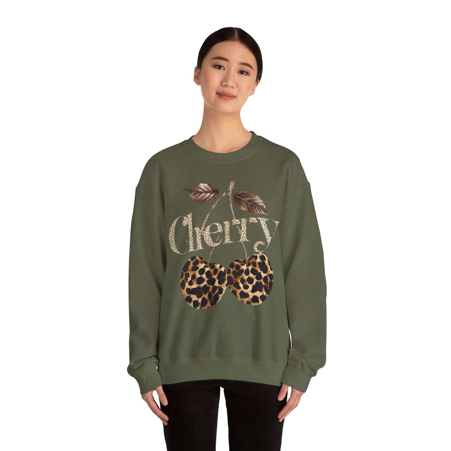 Felpa Unisex "Cherry Leopard" – Stampa Ciliegie Animalier, Stile Streetwear alla Moda.