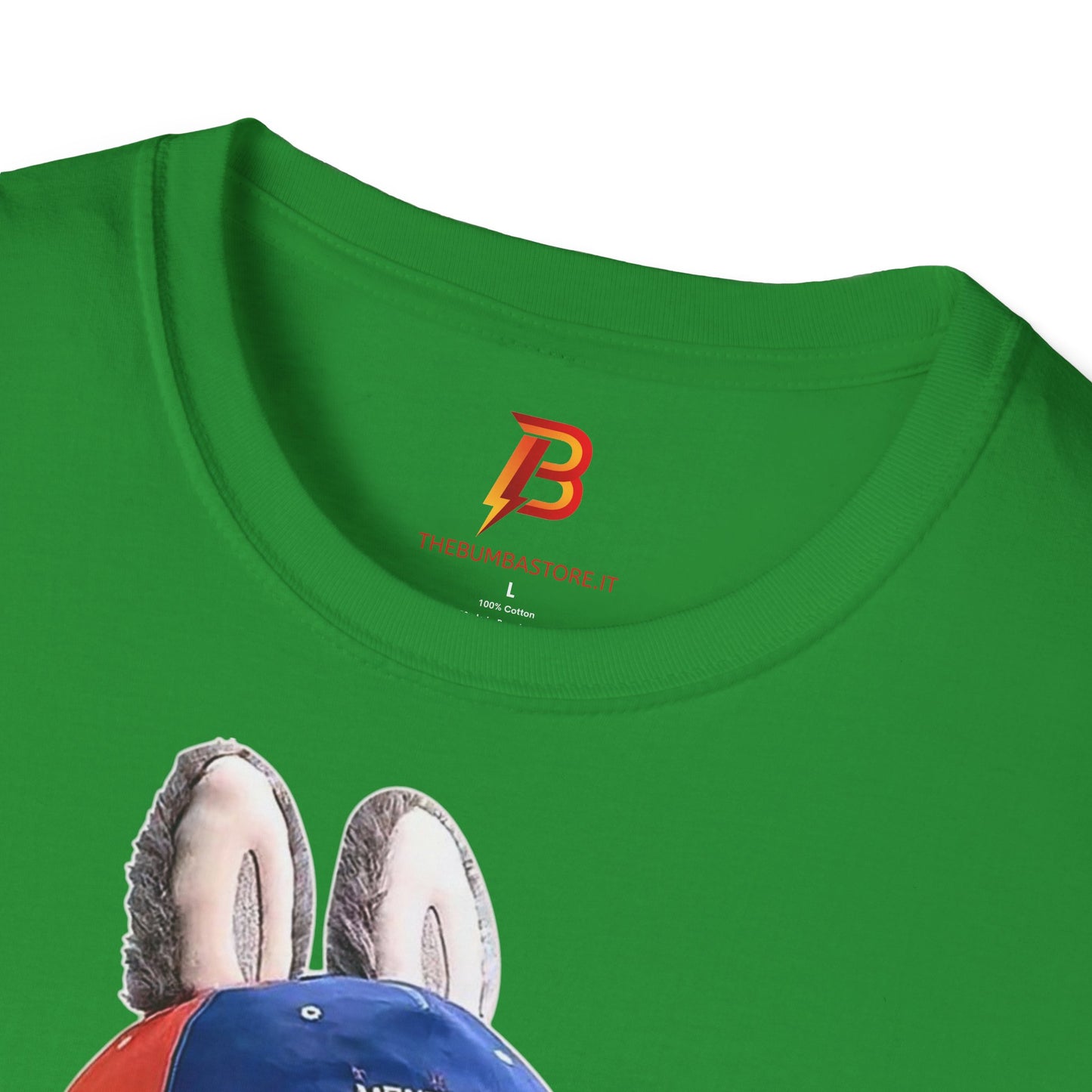 T-Shirt Unisex Labubu Softstyle Arancione – Design Streetwear con Skateboard.