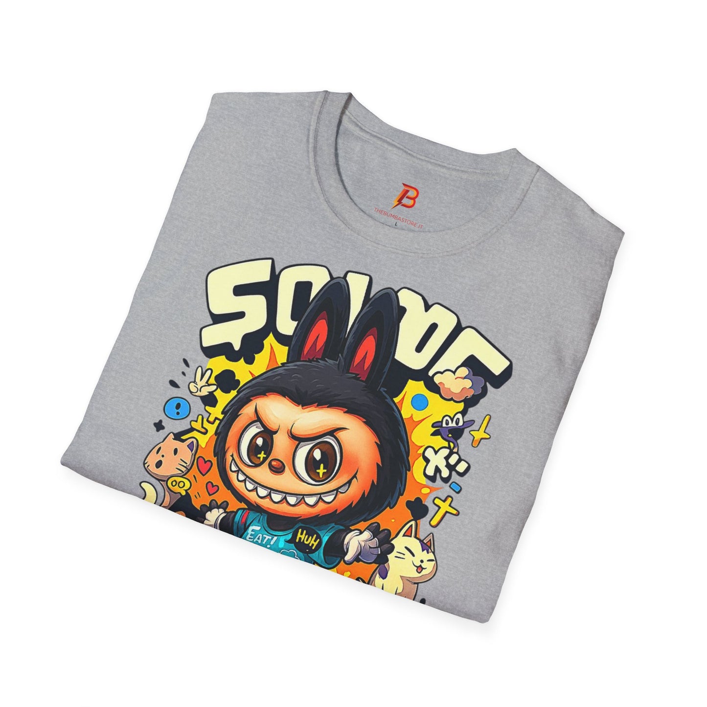 T-Shirt Unisex Labubu Softstyle  – Design Kawaii Streetwear con Skateboard.