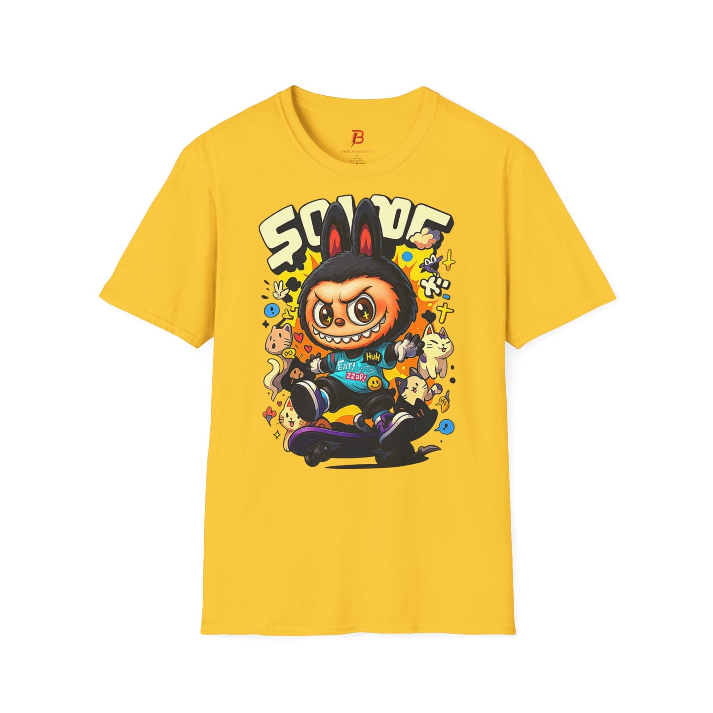 T-Shirt Unisex Labubu Softstyle  – Design Kawaii Streetwear con Skateboard.