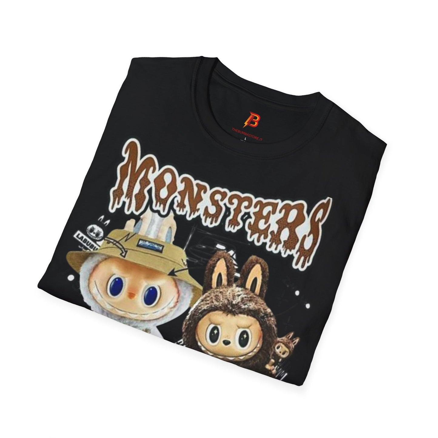 T-Shirt Unisex Labubu Softstyle – Design Monsters Kawaii con Coppia Iconica.