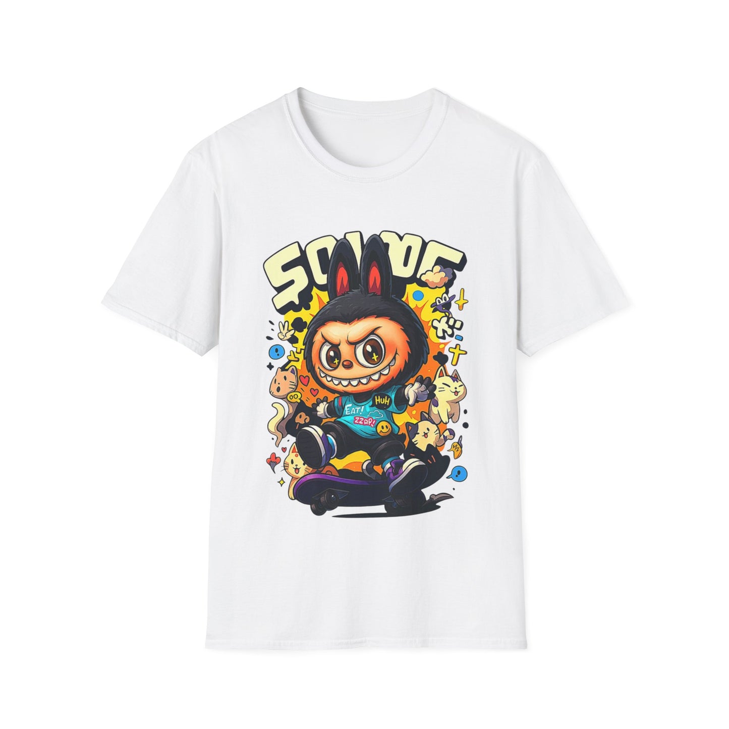 T-Shirt Unisex Labubu Softstyle  – Design Kawaii Streetwear con Skateboard.