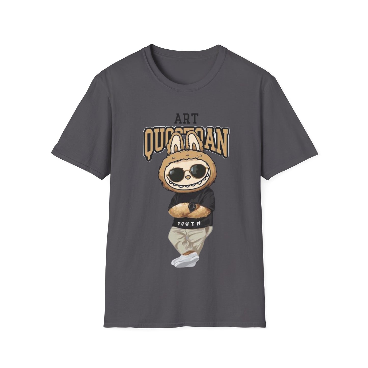 T-Shirt Unisex Labubu Softstyle – Design Urban Kawaii con Occhiali da Sole.