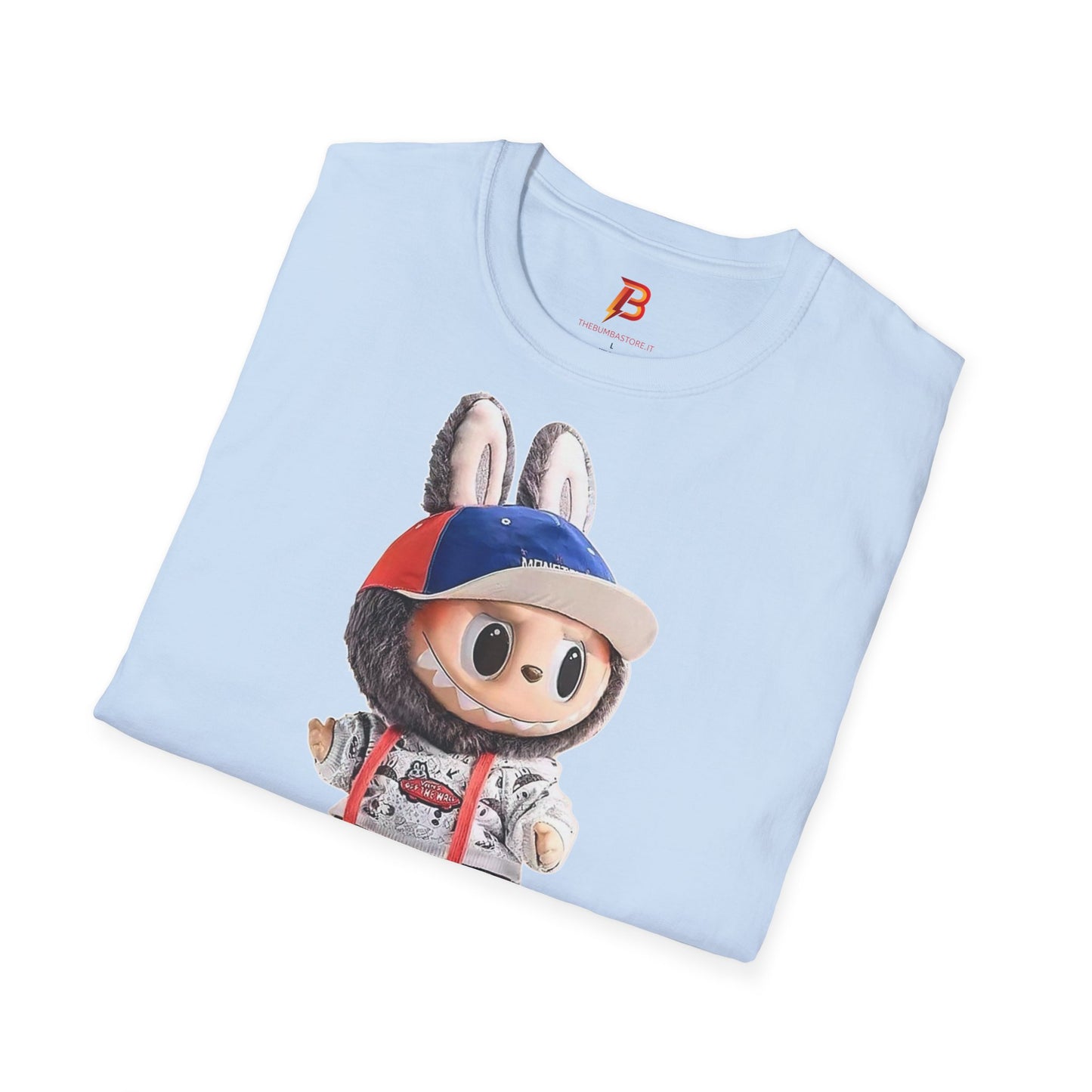 T-Shirt Unisex Labubu Softstyle Arancione – Design Streetwear con Skateboard.