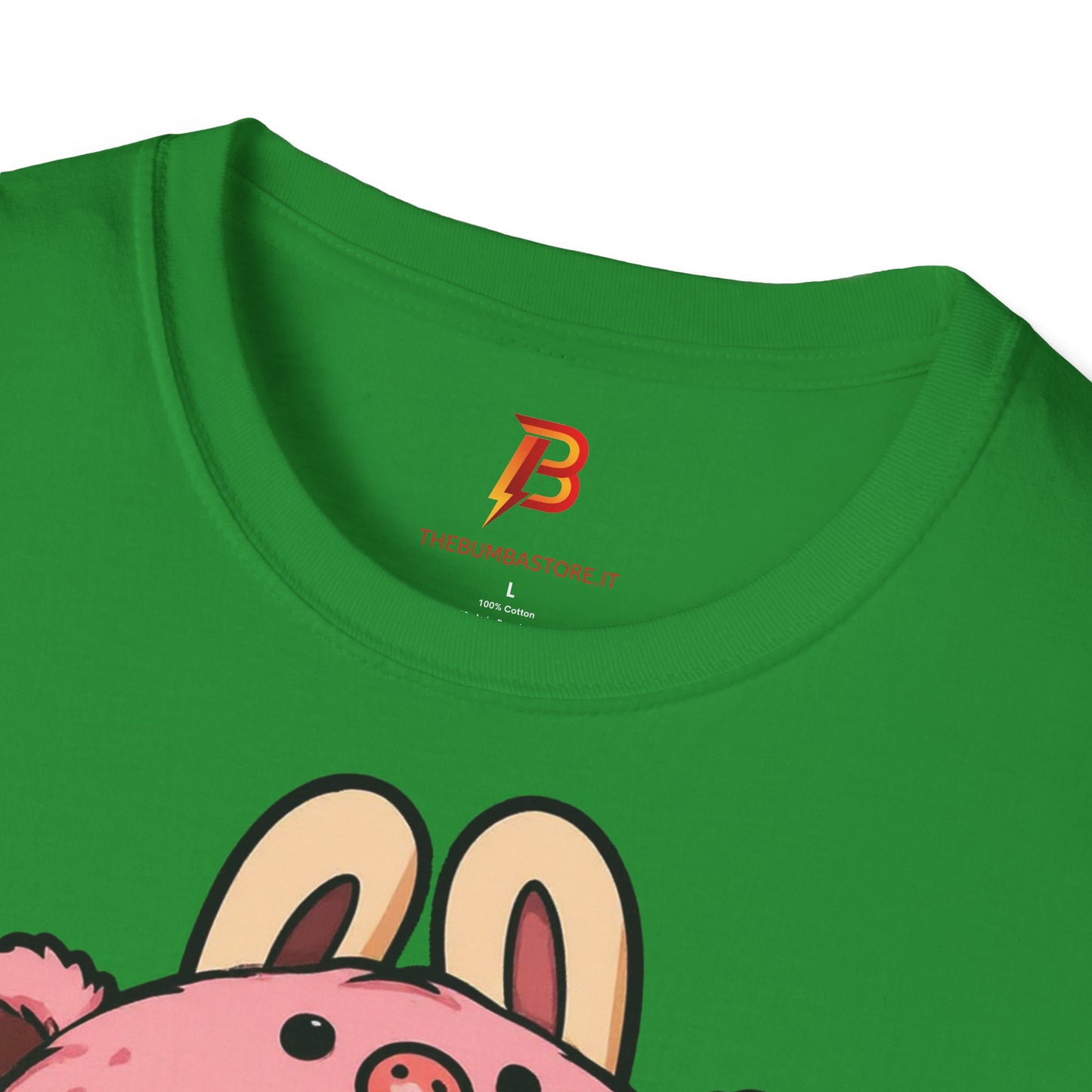 T-Shirt Unisex Labubu Softstyle – Outfit Cartoon Kawaii Rosa Orsetto Fragola.