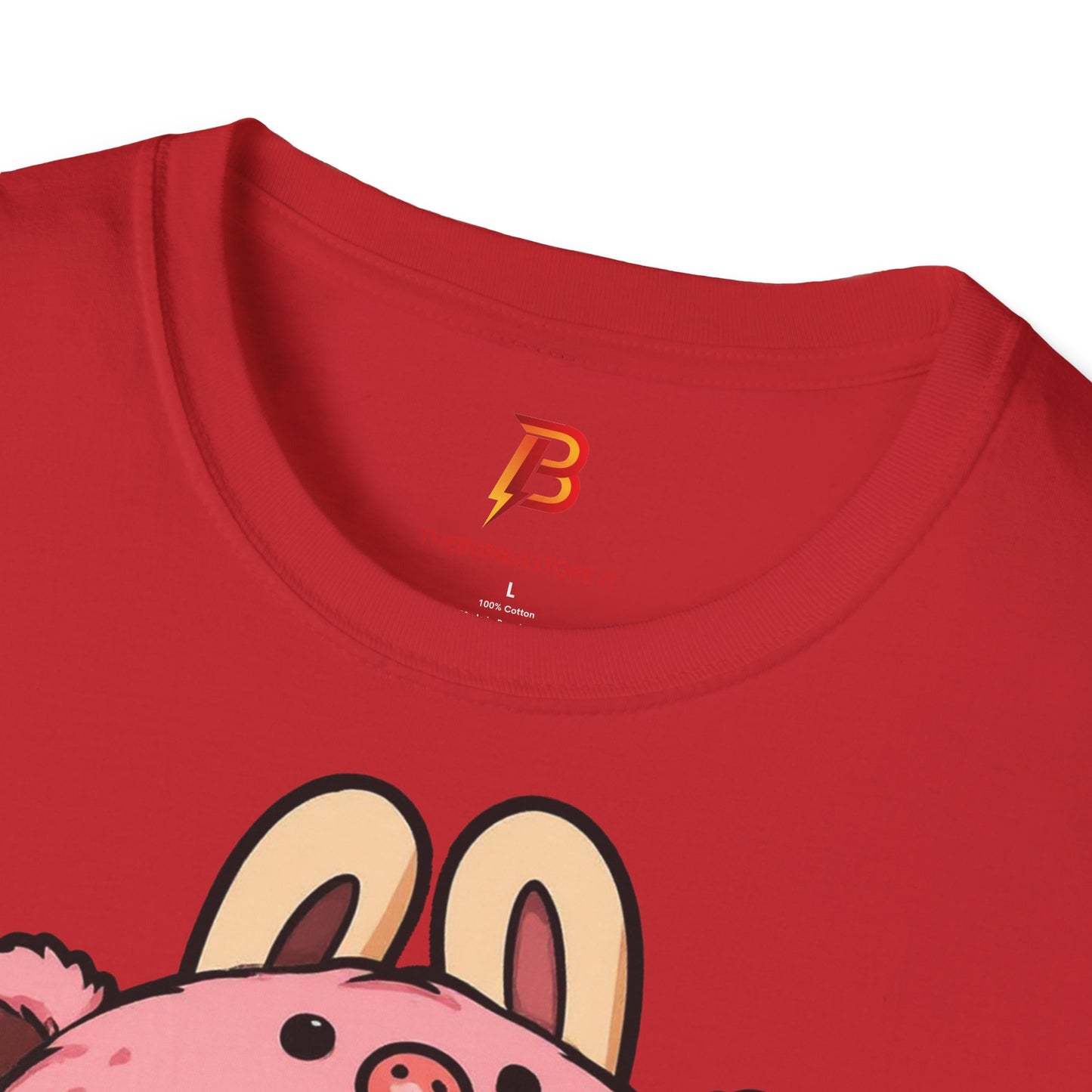 T-Shirt Unisex Labubu Softstyle – Outfit Cartoon Kawaii Rosa Orsetto Fragola.