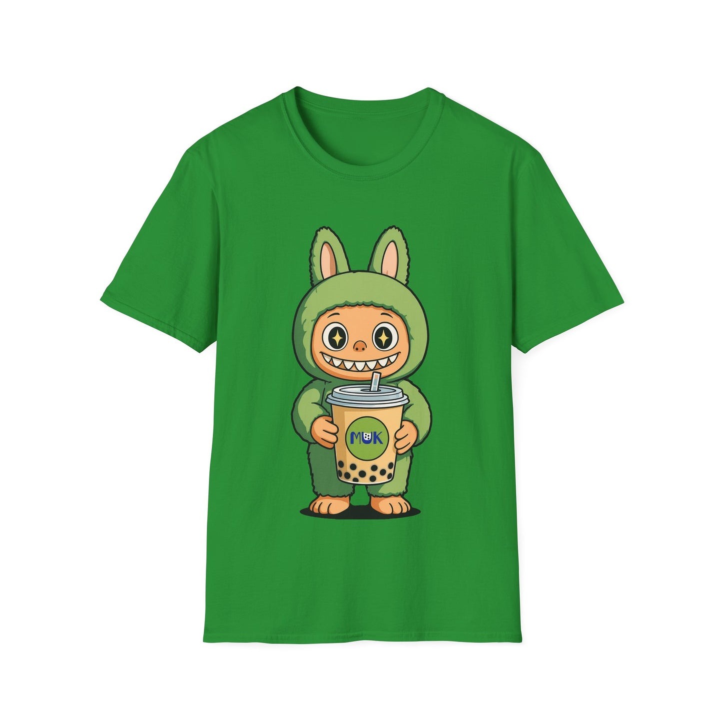 T-Shirt Unisex Labubu Softstyle – Design Kawaii con Bubble Tea.