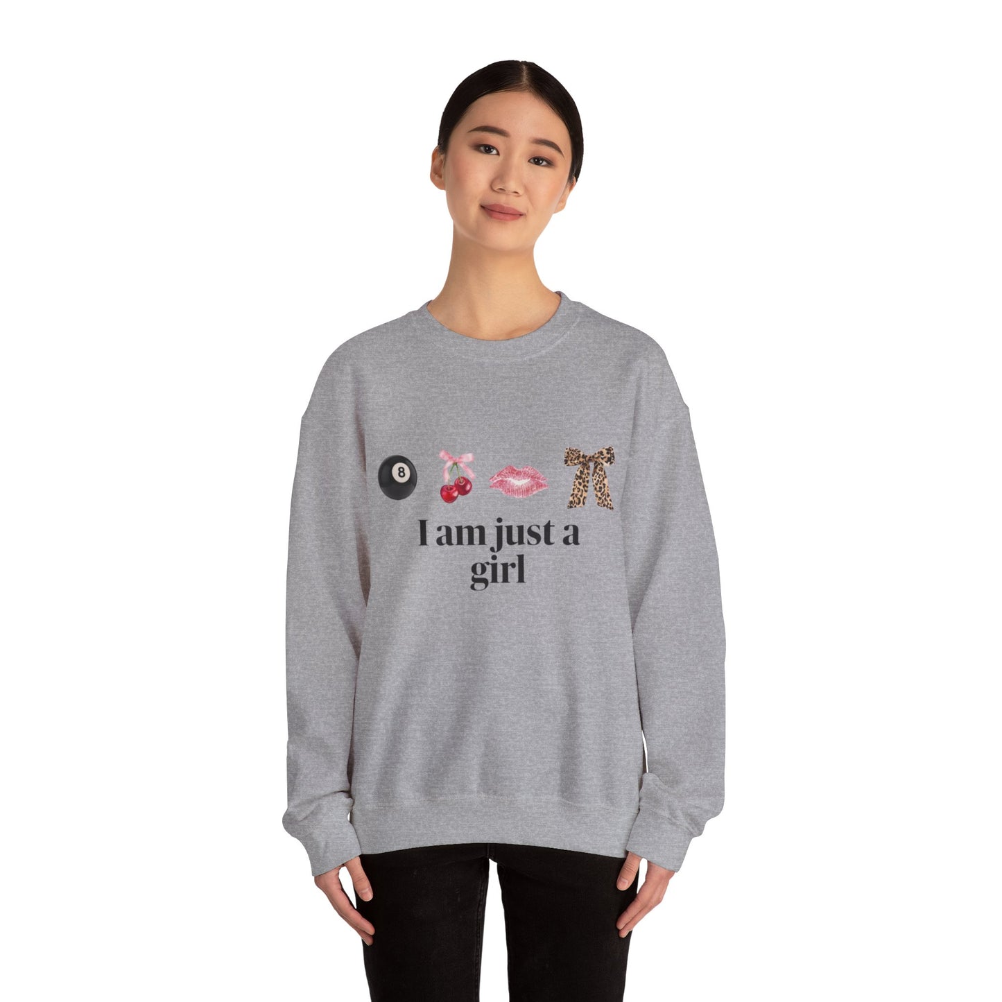 Felpa “I Am Just a Girl” – Stampa DTG di Alta Qualità | Moda Donna Trendy e Comoda.