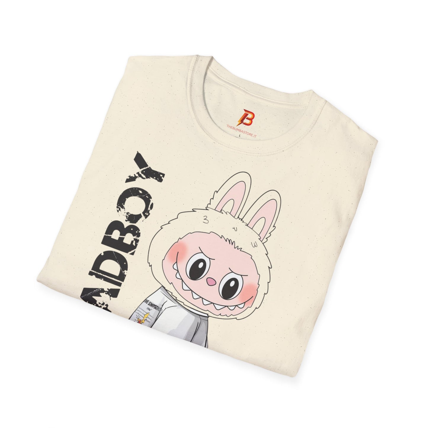 T-Shirt Unisex Labubu Softstyle – Design Streetwear Kawaii “Bad Boy”.