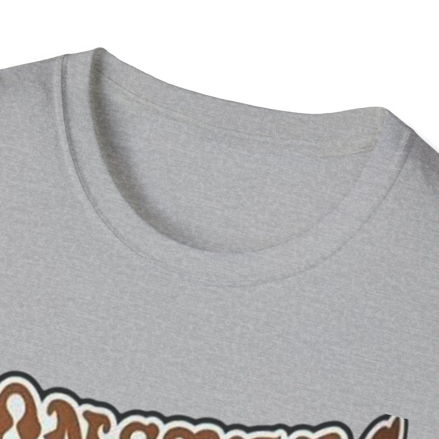 T-Shirt Unisex Labubu Softstyle – Design Monsters Kawaii con Coppia Iconica.