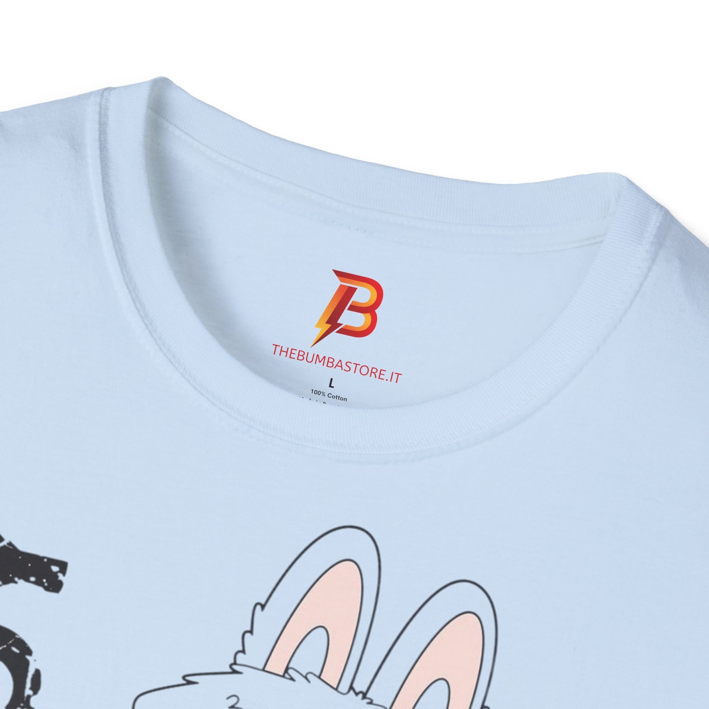 T-Shirt Unisex Labubu Softstyle – Design Streetwear Kawaii “Bad Boy”.