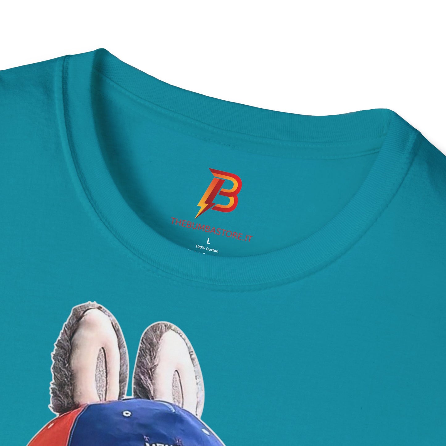 T-Shirt Unisex Labubu Softstyle Arancione – Design Streetwear con Skateboard.