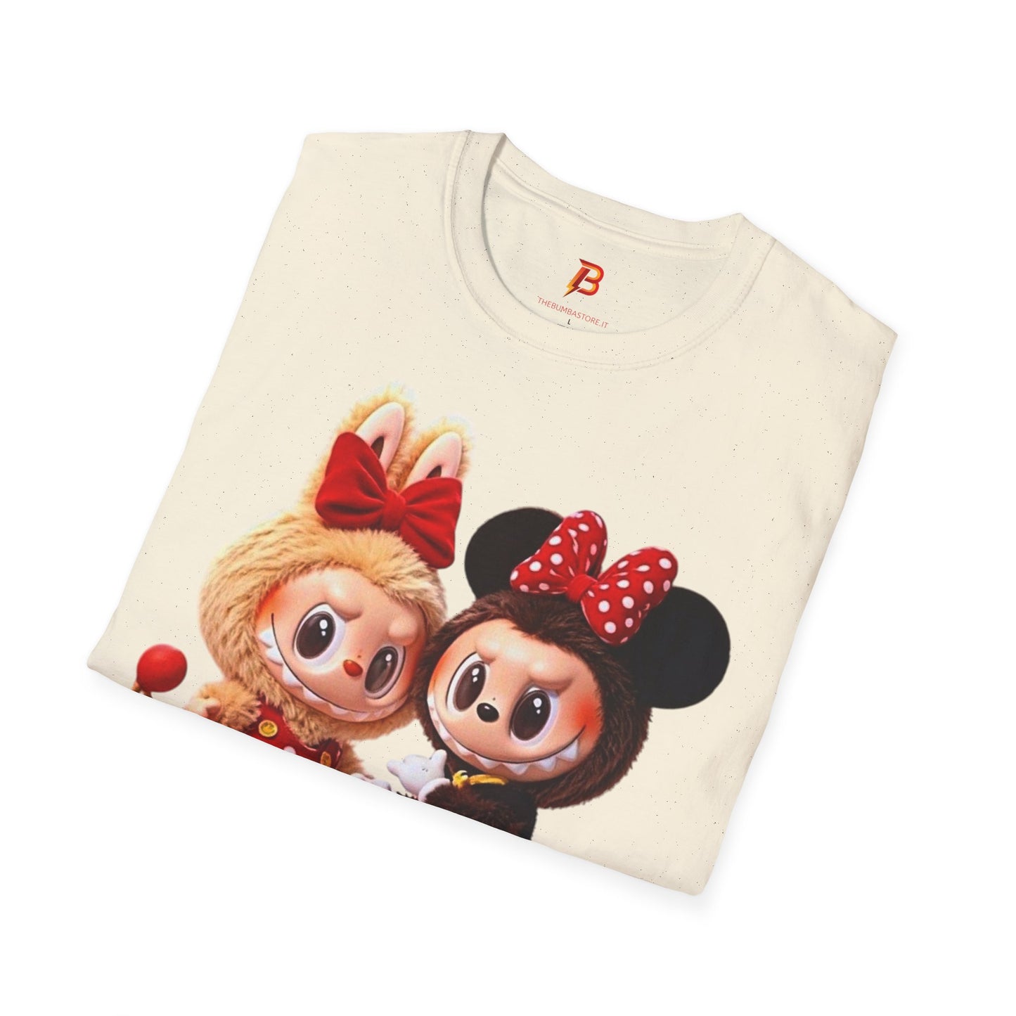T-Shirt Unisex Labubu Softstyle  – Design Kawaii Coppia in Stile Minnie & Mickey.