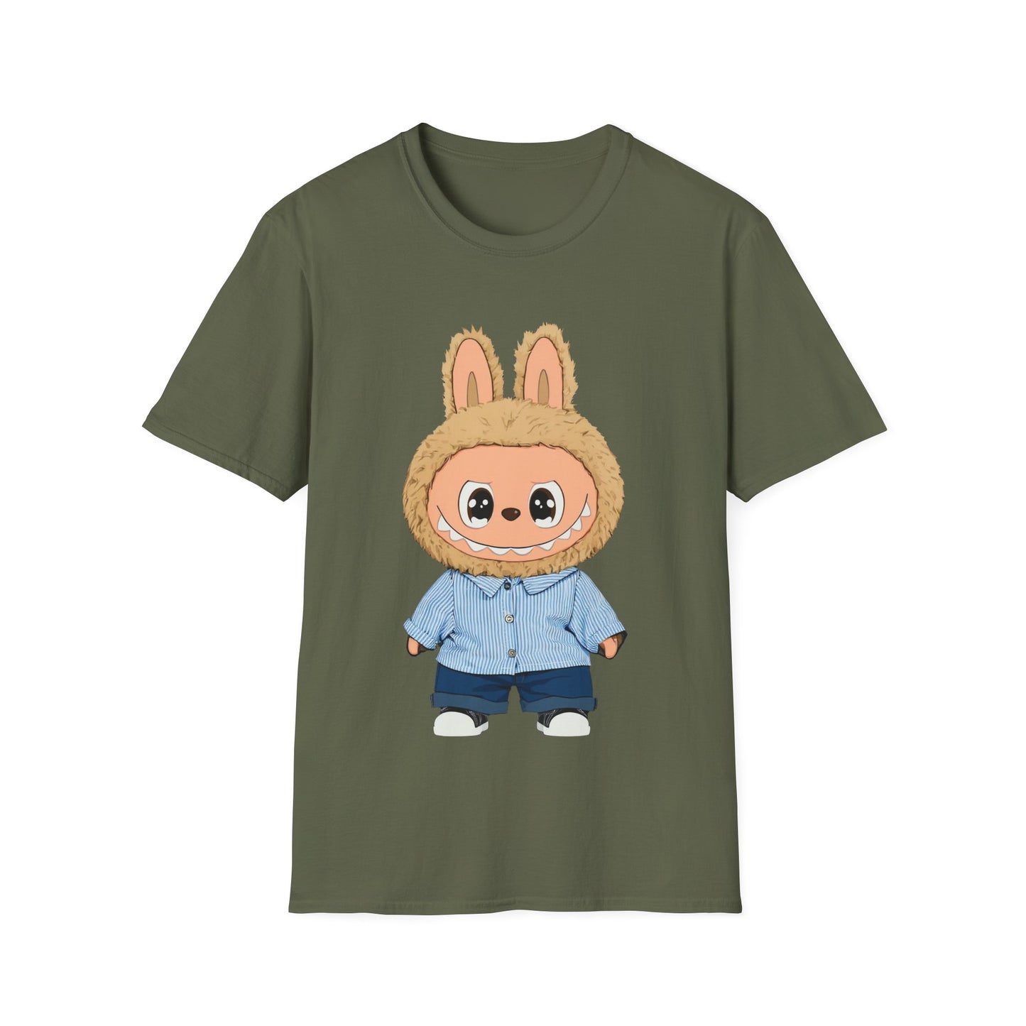 T-Shirt Unisex Labubu Softstyle – Design Kawaii con Camicia a Righe Azzurre.