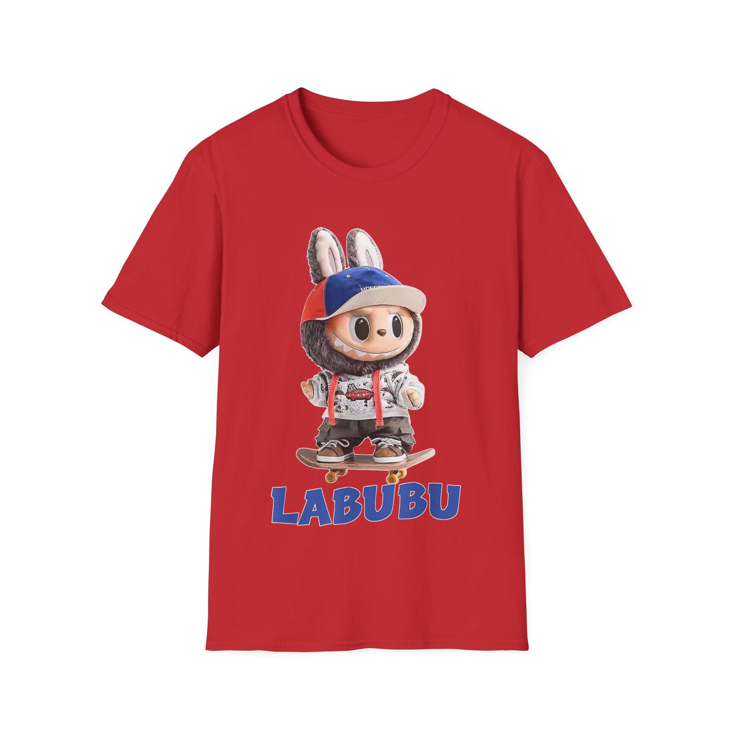 T-Shirt Unisex Labubu Softstyle Arancione – Design Streetwear con Skateboard.