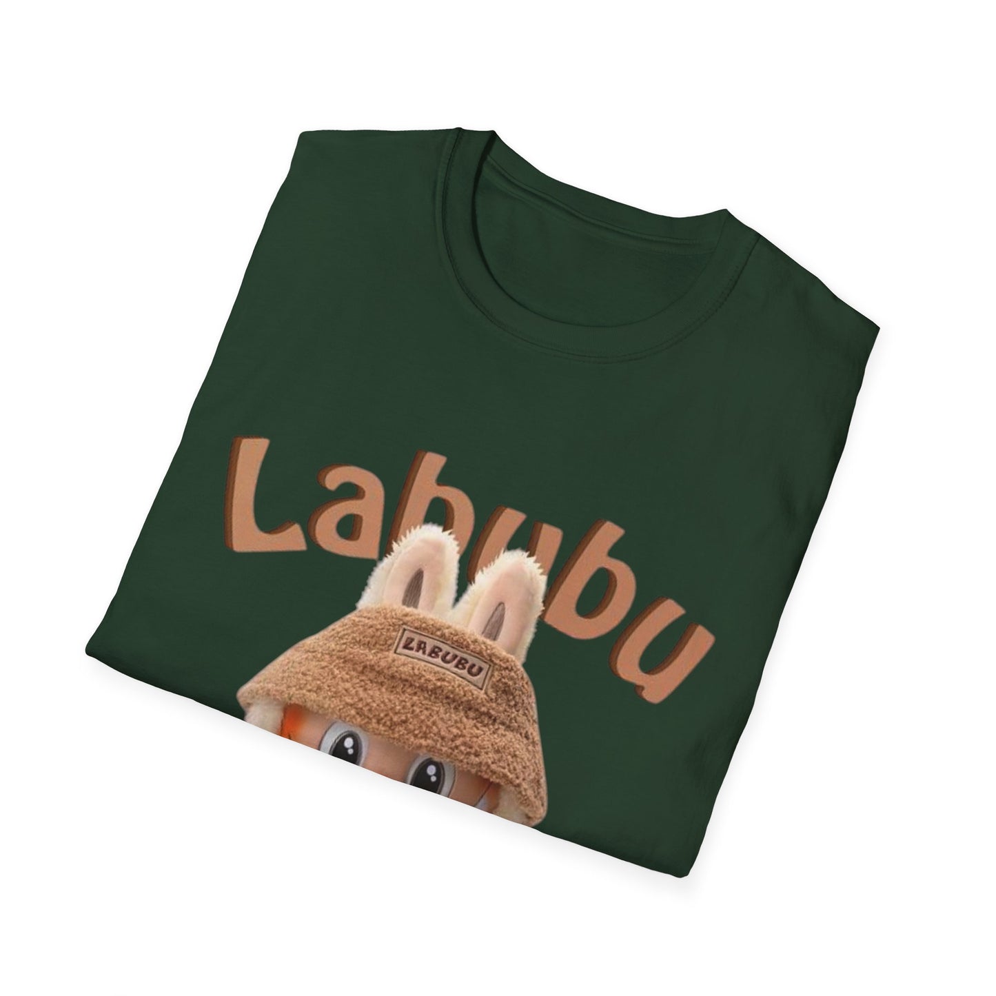 T-Shirt Unisex Labubu Softstyle – Design Kawaii Casual con Bucket Hat “Have a Good Time”.