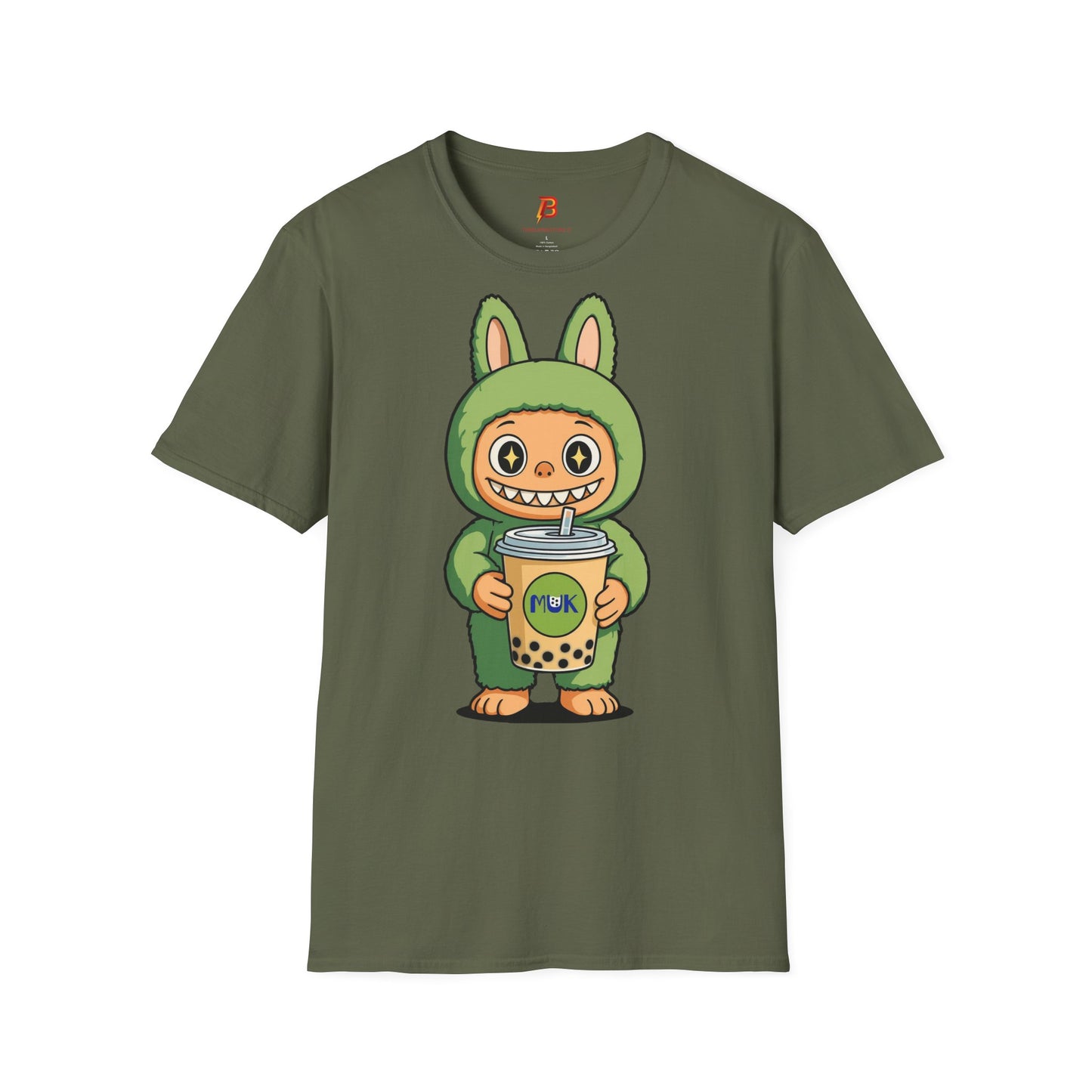 T-Shirt Unisex Labubu Softstyle – Design Kawaii con Bubble Tea.