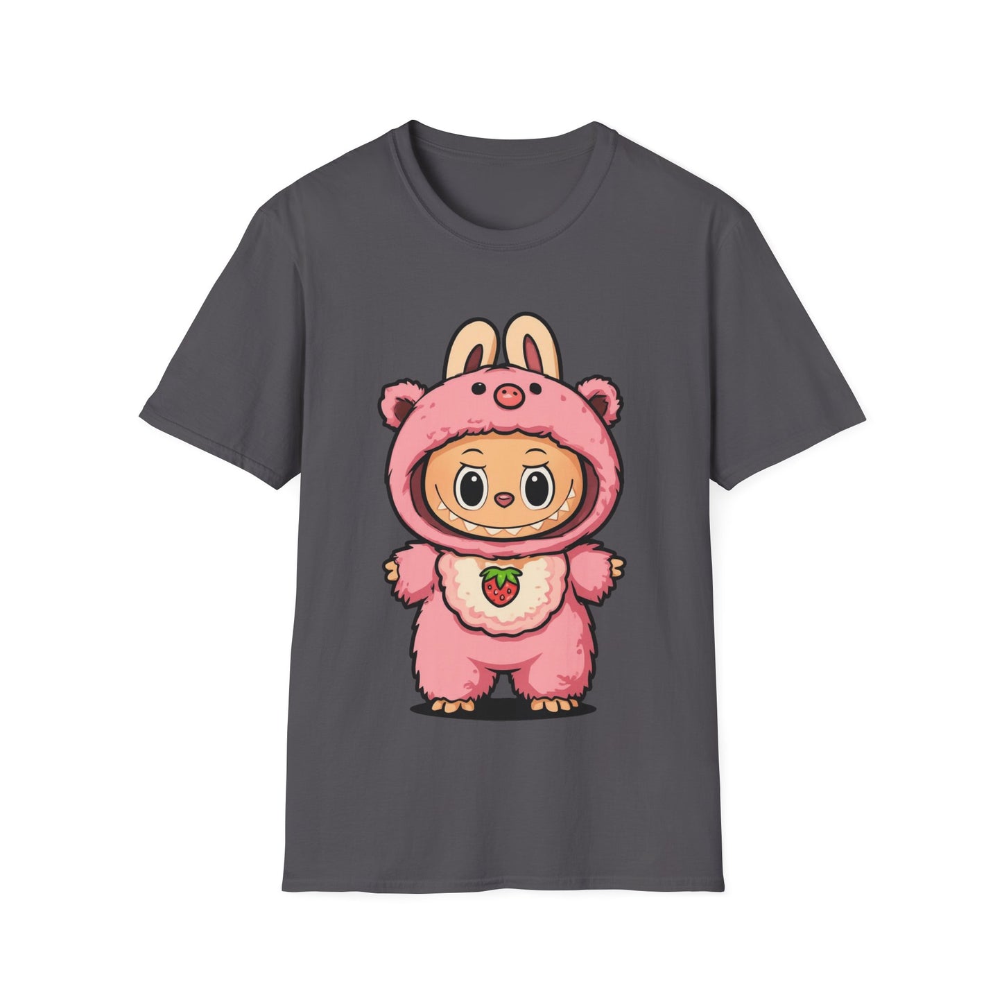 T-Shirt Unisex Labubu Softstyle – Outfit Cartoon Kawaii Rosa Orsetto Fragola.