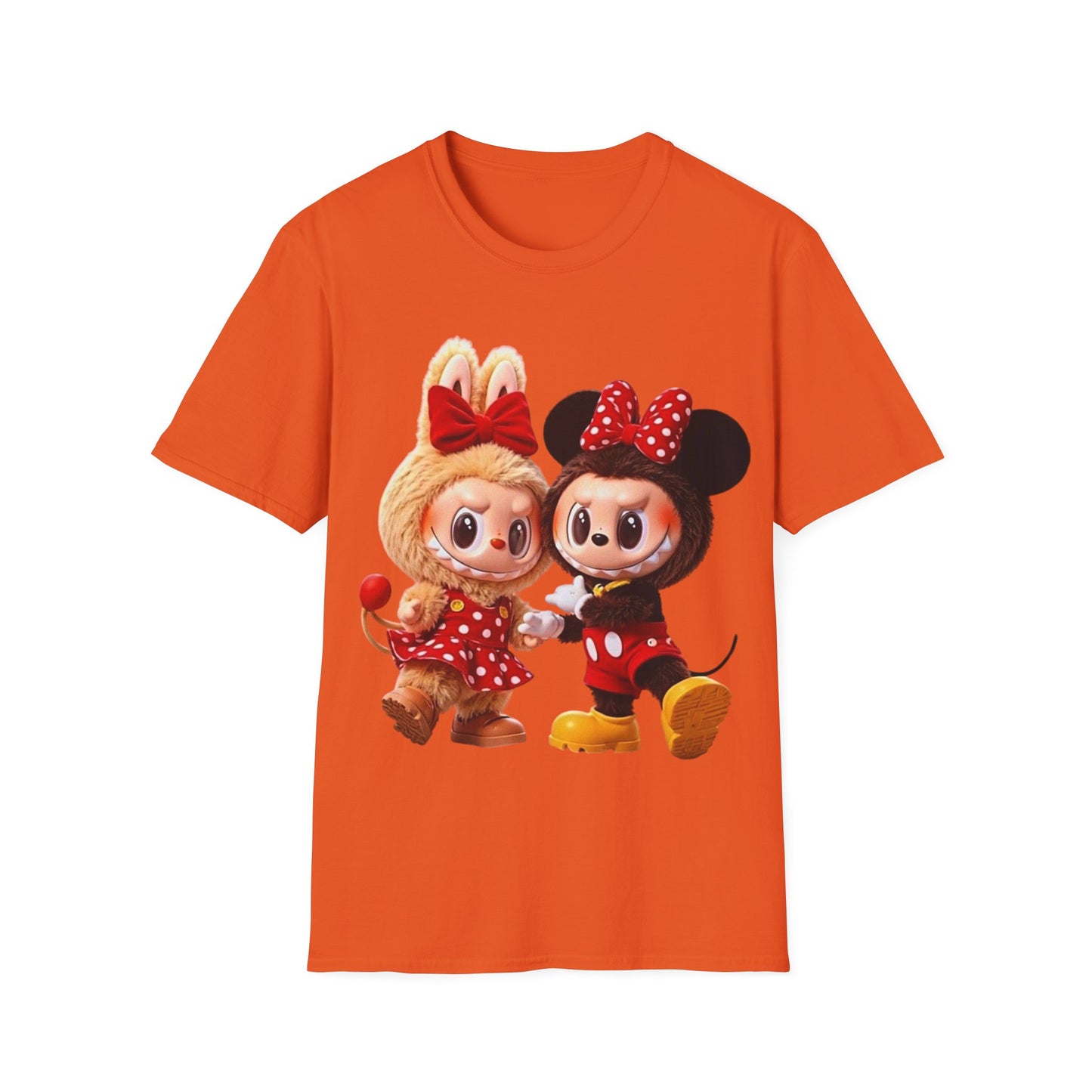 T-Shirt Unisex Labubu Softstyle  – Design Kawaii Coppia in Stile Minnie & Mickey.