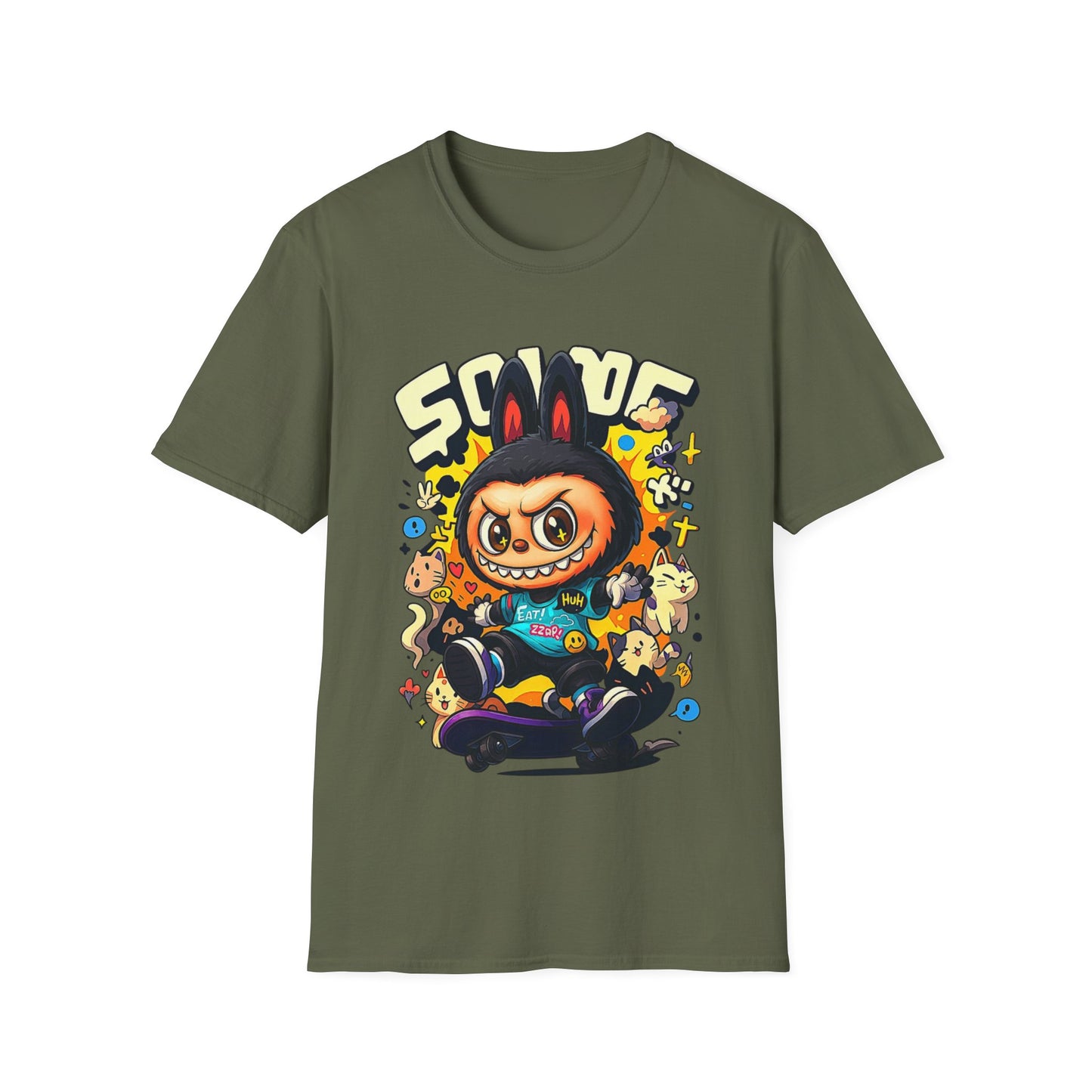T-Shirt Unisex Labubu Softstyle  – Design Kawaii Streetwear con Skateboard.