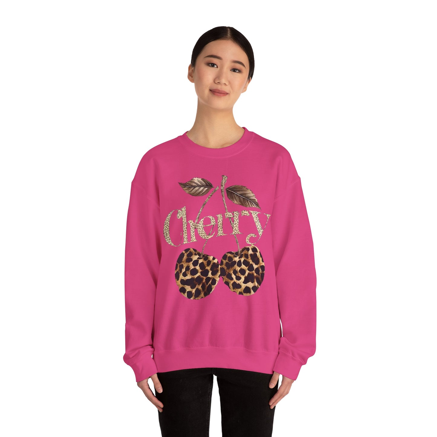 Felpa Unisex "Cherry Leopard" – Stampa Ciliegie Animalier, Stile Streetwear alla Moda.