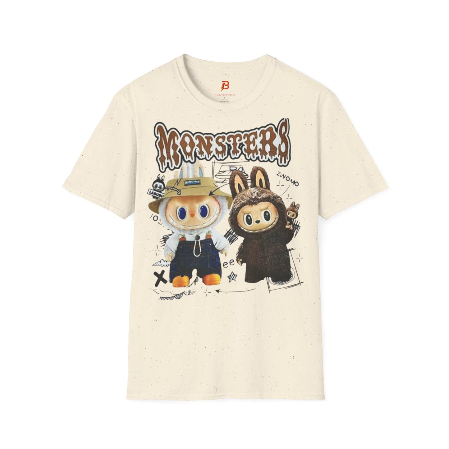 T-Shirt Unisex Labubu Softstyle – Design Monsters Kawaii con Coppia Iconica.