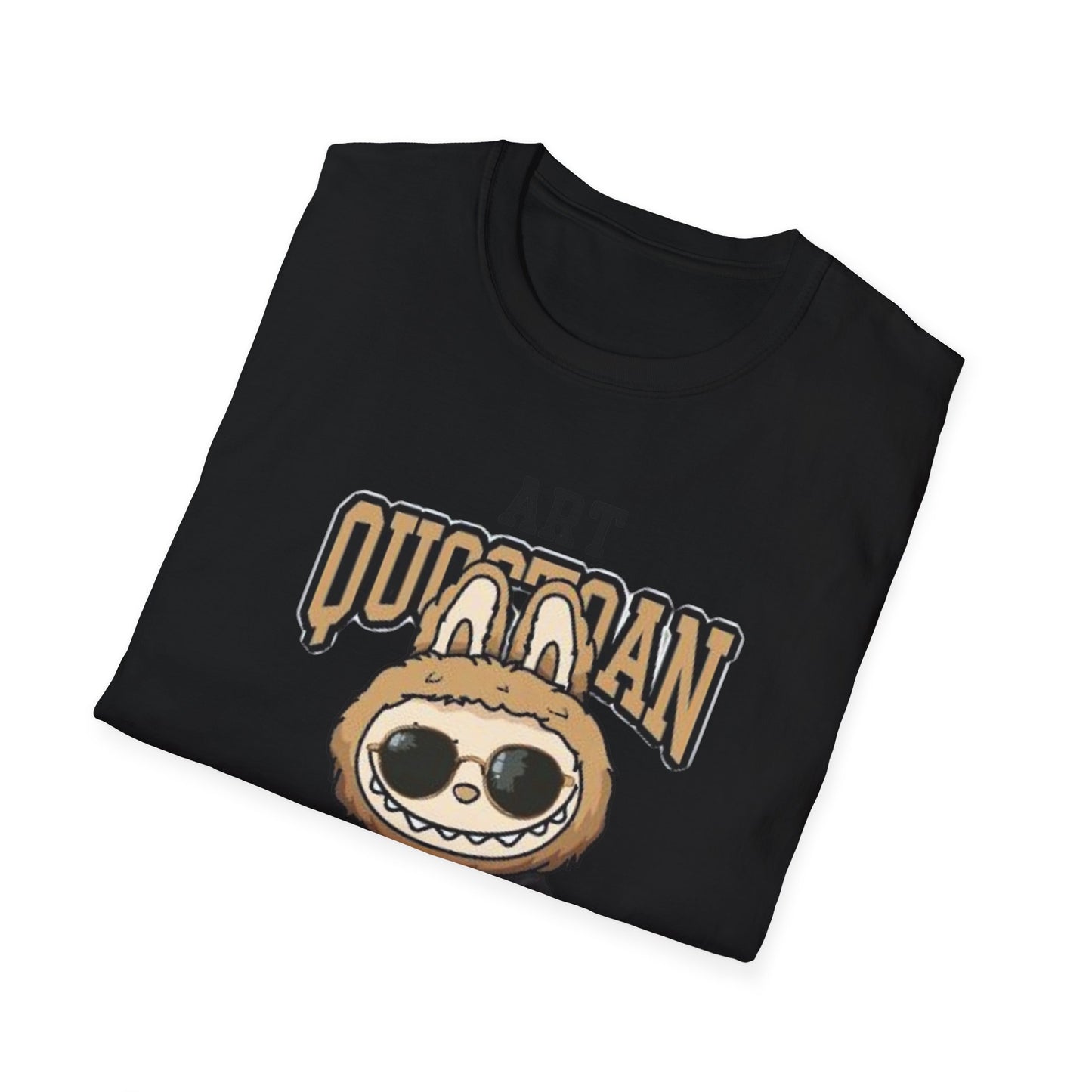 T-Shirt Unisex Labubu Softstyle – Design Urban Kawaii con Occhiali da Sole.