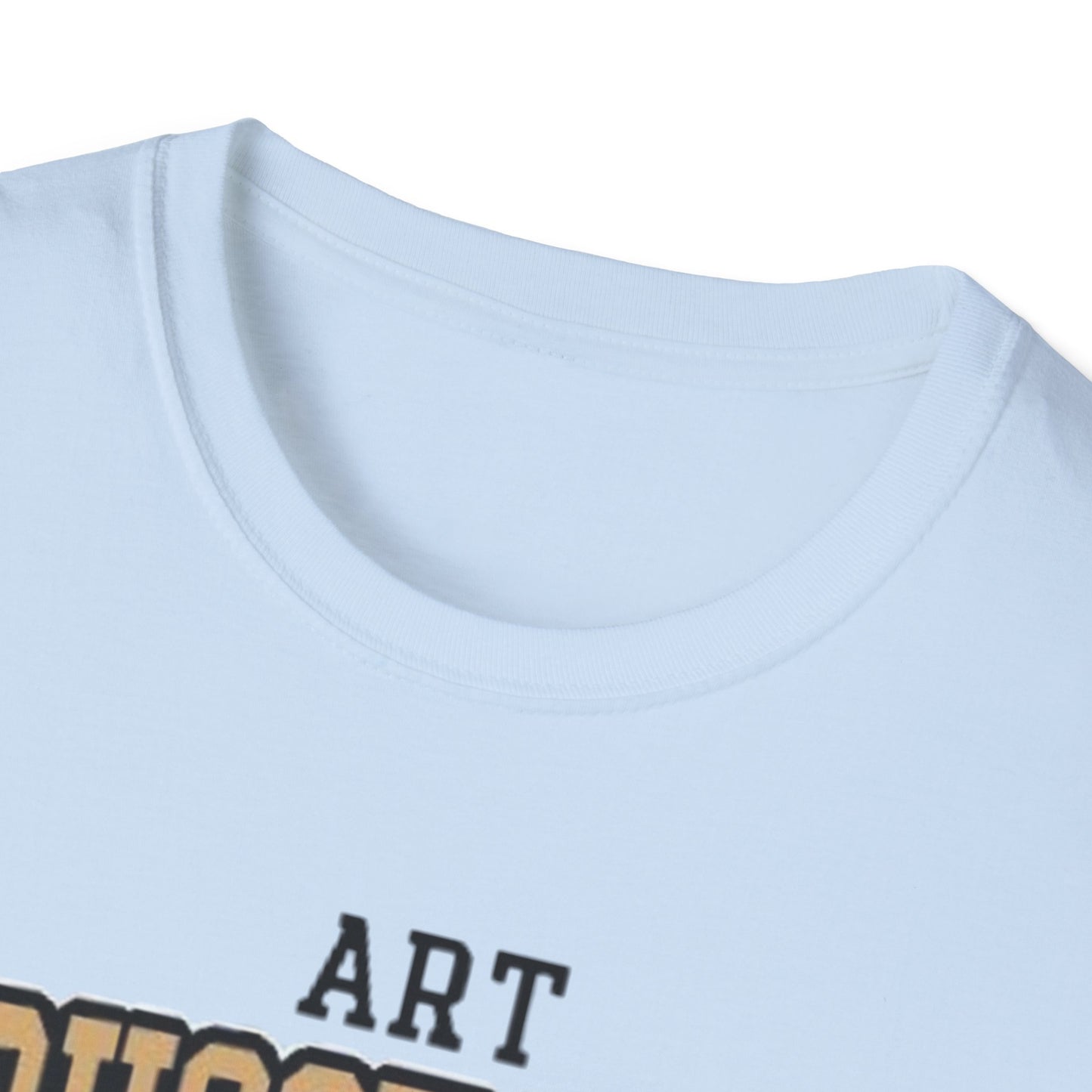 T-Shirt Unisex Labubu Softstyle – Design Urban Kawaii con Occhiali da Sole.