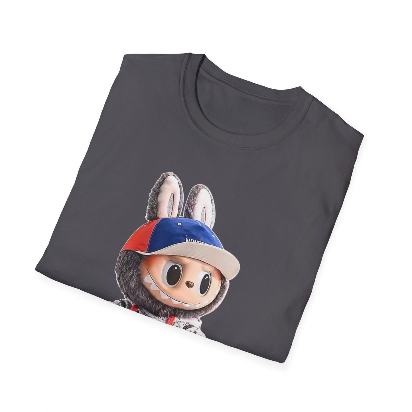 T-Shirt Unisex Labubu Softstyle Arancione – Design Streetwear con Skateboard.