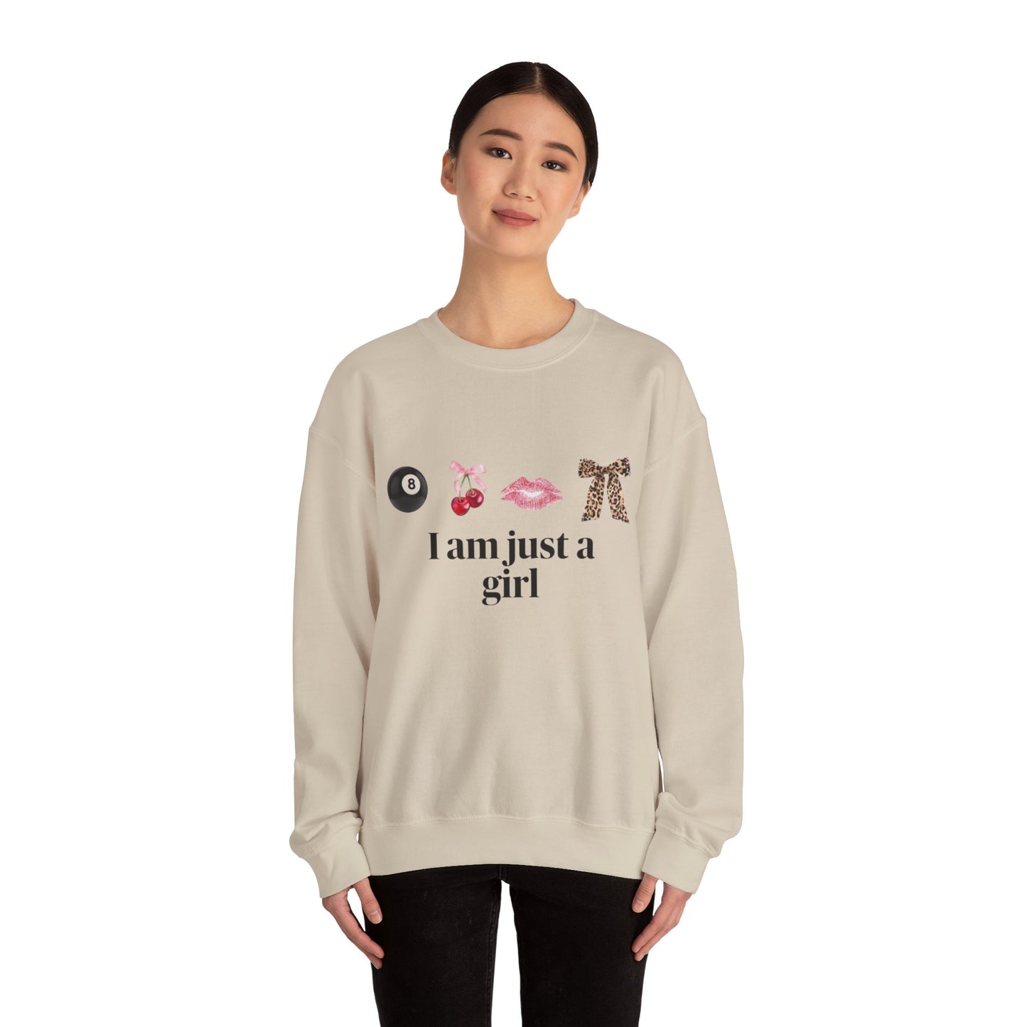 Felpa “I Am Just a Girl” – Stampa DTG di Alta Qualità | Moda Donna Trendy e Comoda.
