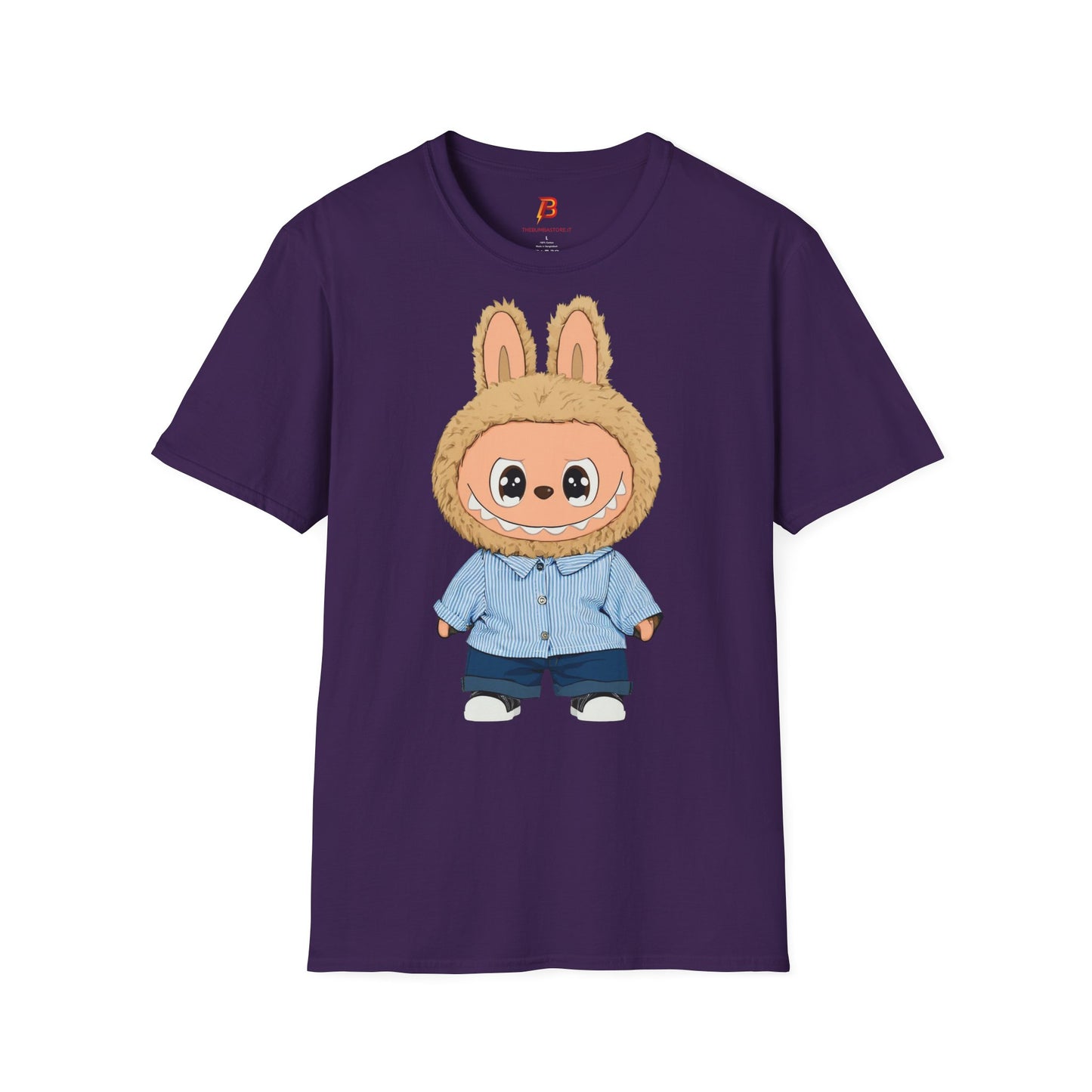 T-Shirt Unisex Labubu Softstyle – Design Kawaii con Camicia a Righe Azzurre.