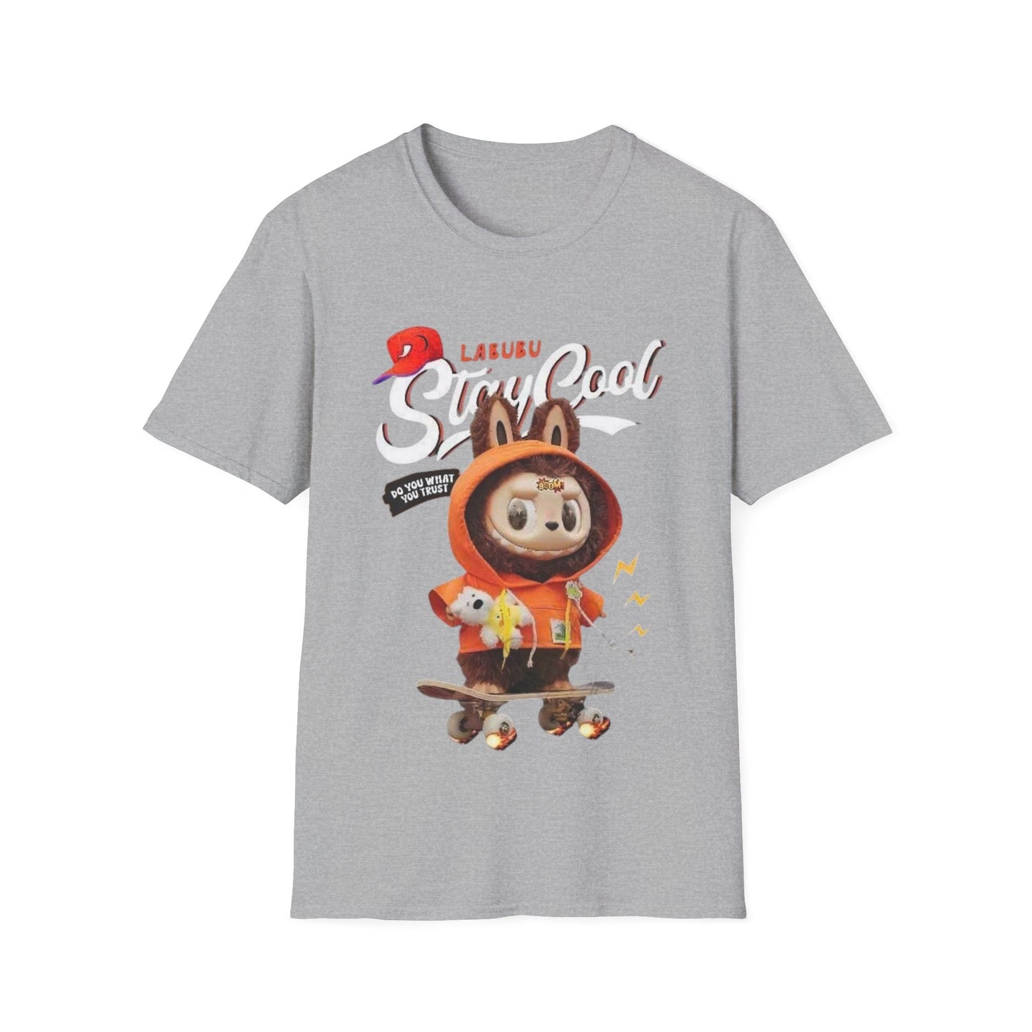 T-Shirt Unisex Labubu Softstyle – Design Streetwear Kawaii “Stay Cool”.