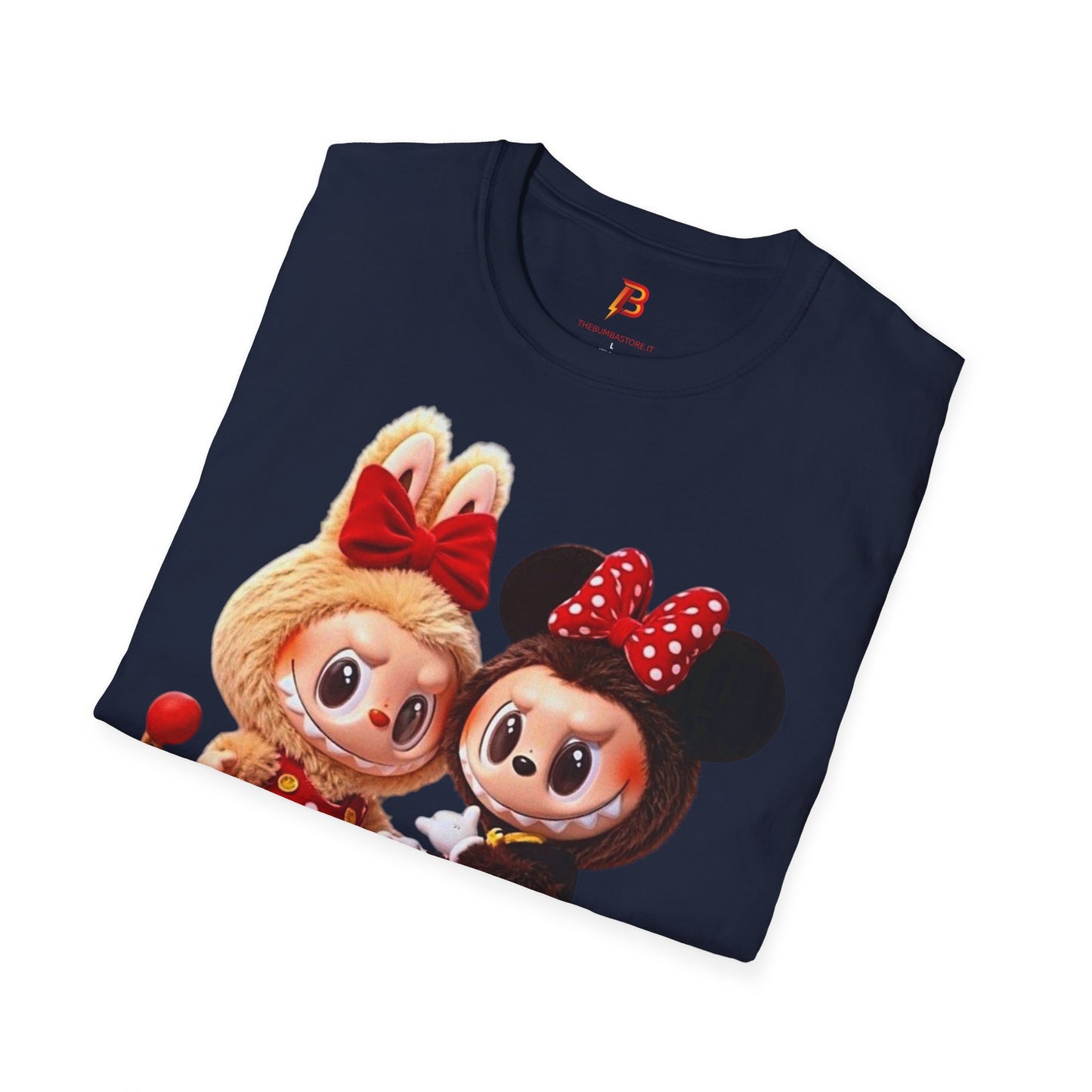 T-Shirt Unisex Labubu Softstyle  – Design Kawaii Coppia in Stile Minnie & Mickey.
