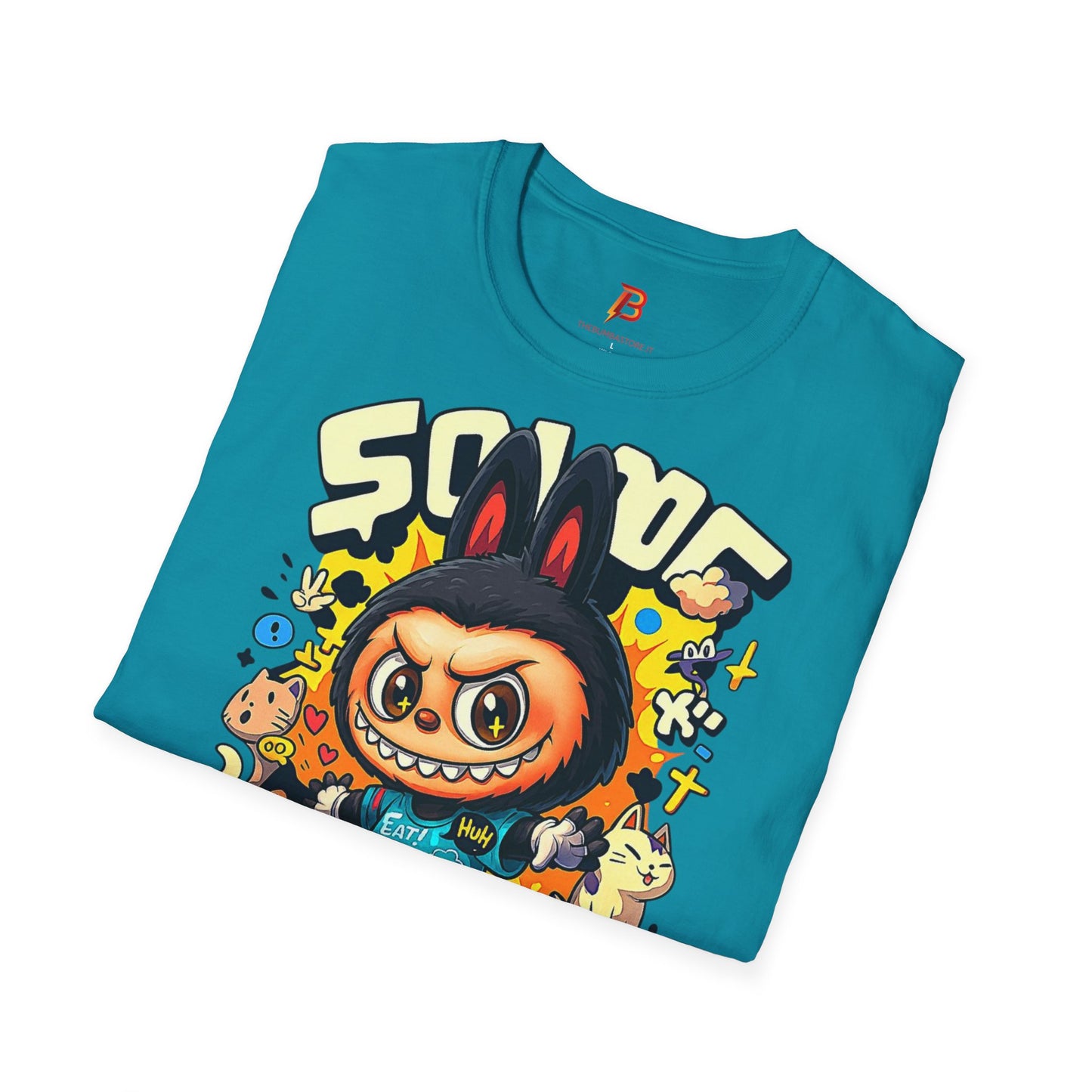 T-Shirt Unisex Labubu Softstyle  – Design Kawaii Streetwear con Skateboard.