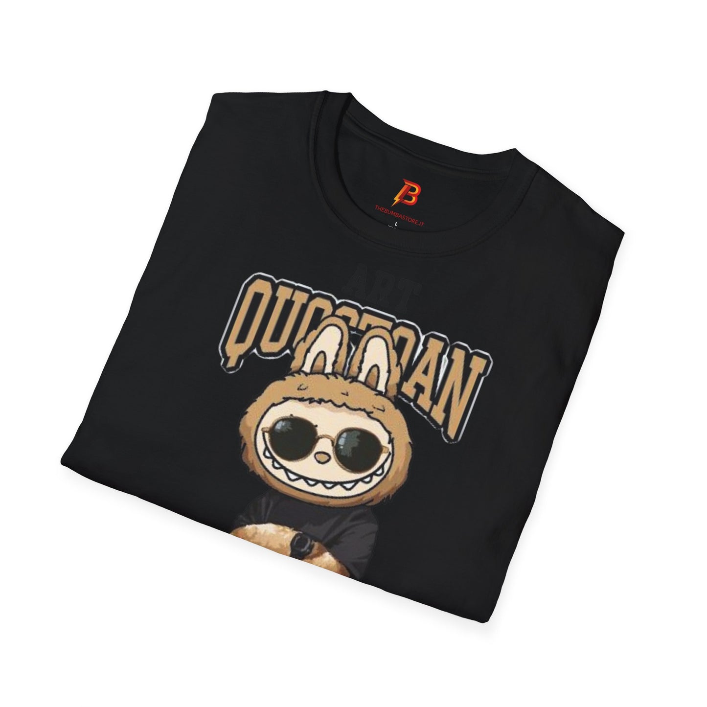 T-Shirt Unisex Labubu Softstyle – Design Urban Kawaii con Occhiali da Sole.