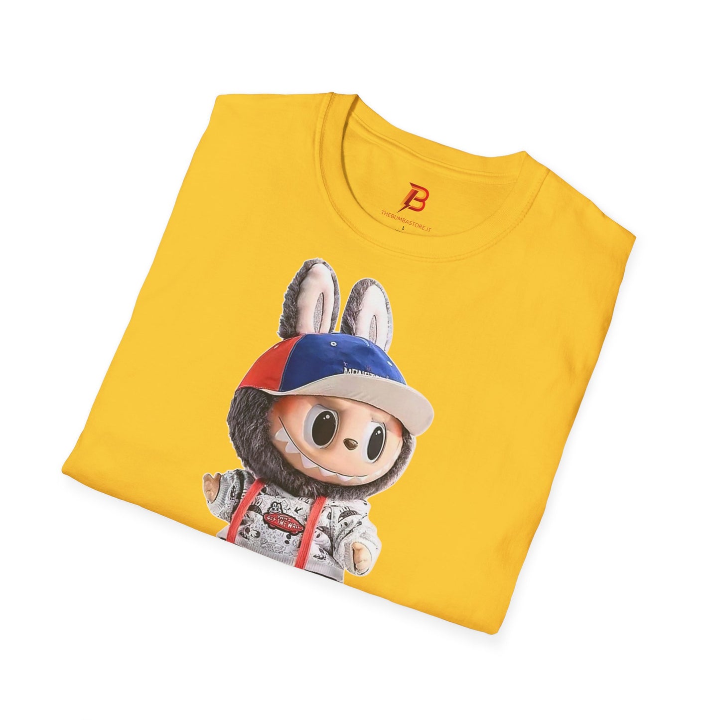 T-Shirt Unisex Labubu Softstyle Arancione – Design Streetwear con Skateboard.