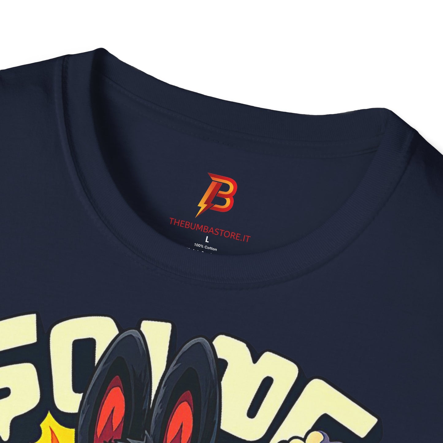 T-Shirt Unisex Labubu Softstyle  – Design Kawaii Streetwear con Skateboard.