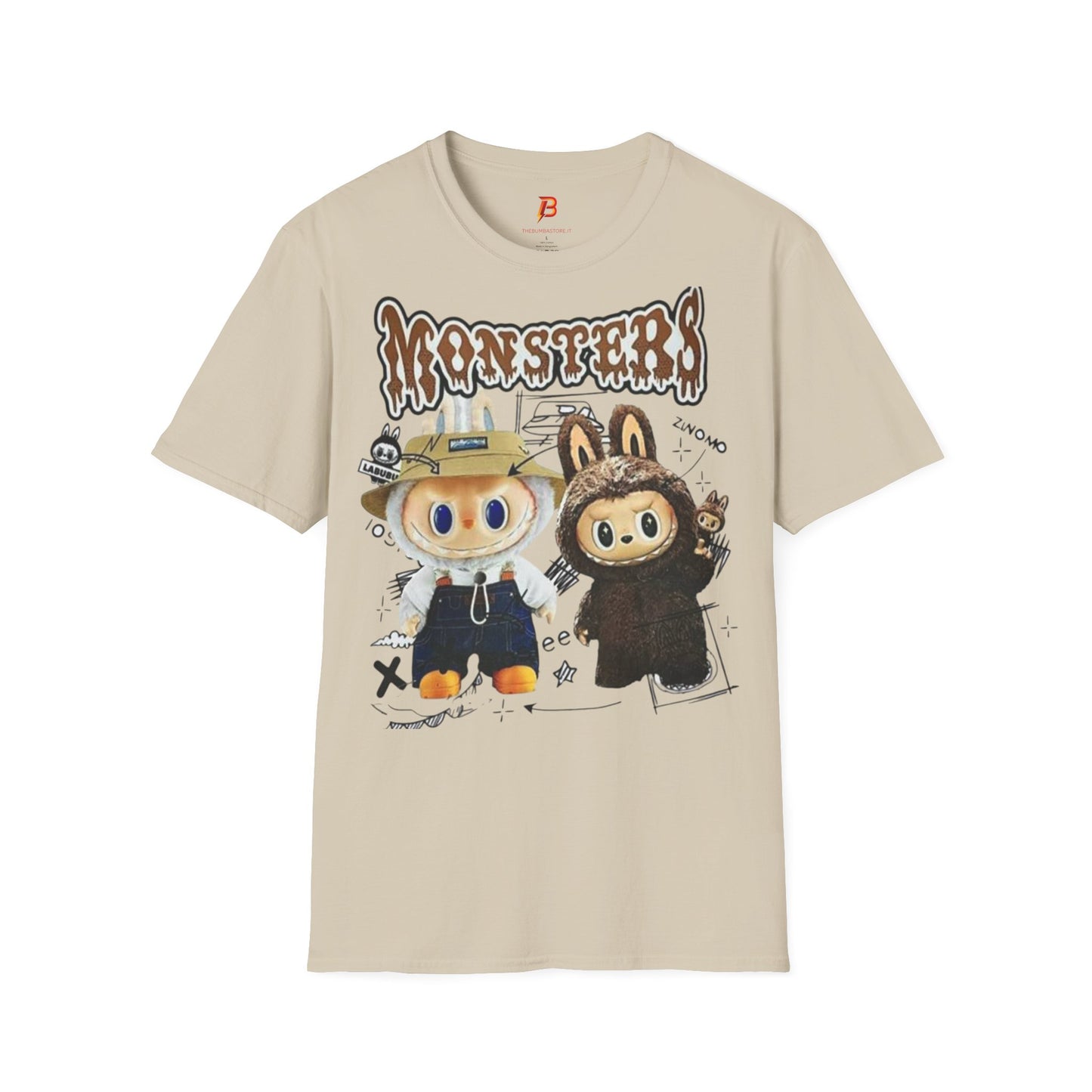 T-Shirt Unisex Labubu Softstyle – Design Monsters Kawaii con Coppia Iconica.