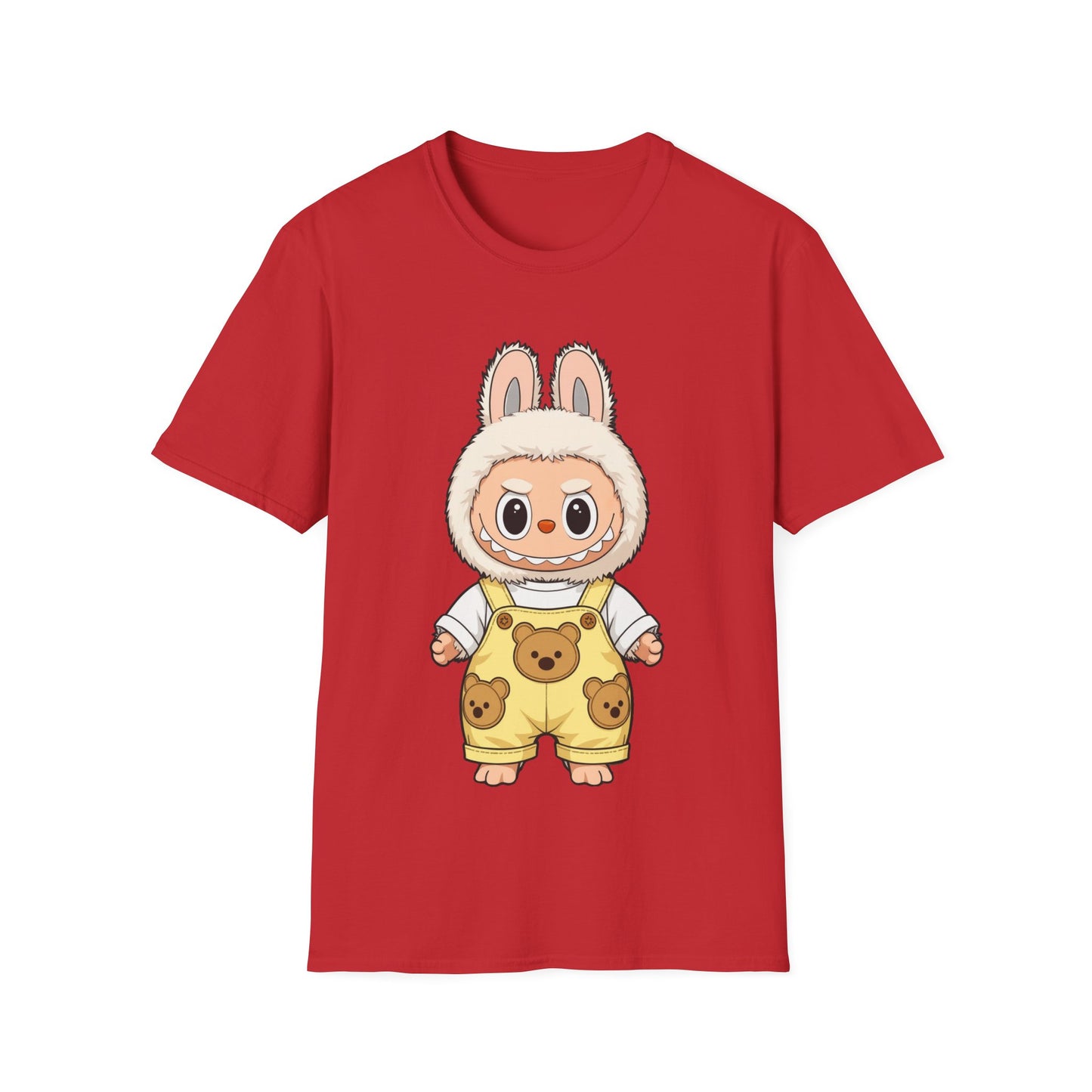 T-Shirt Unisex Labubu Softstyle – Design Kawaii con Salopette Orsetto.