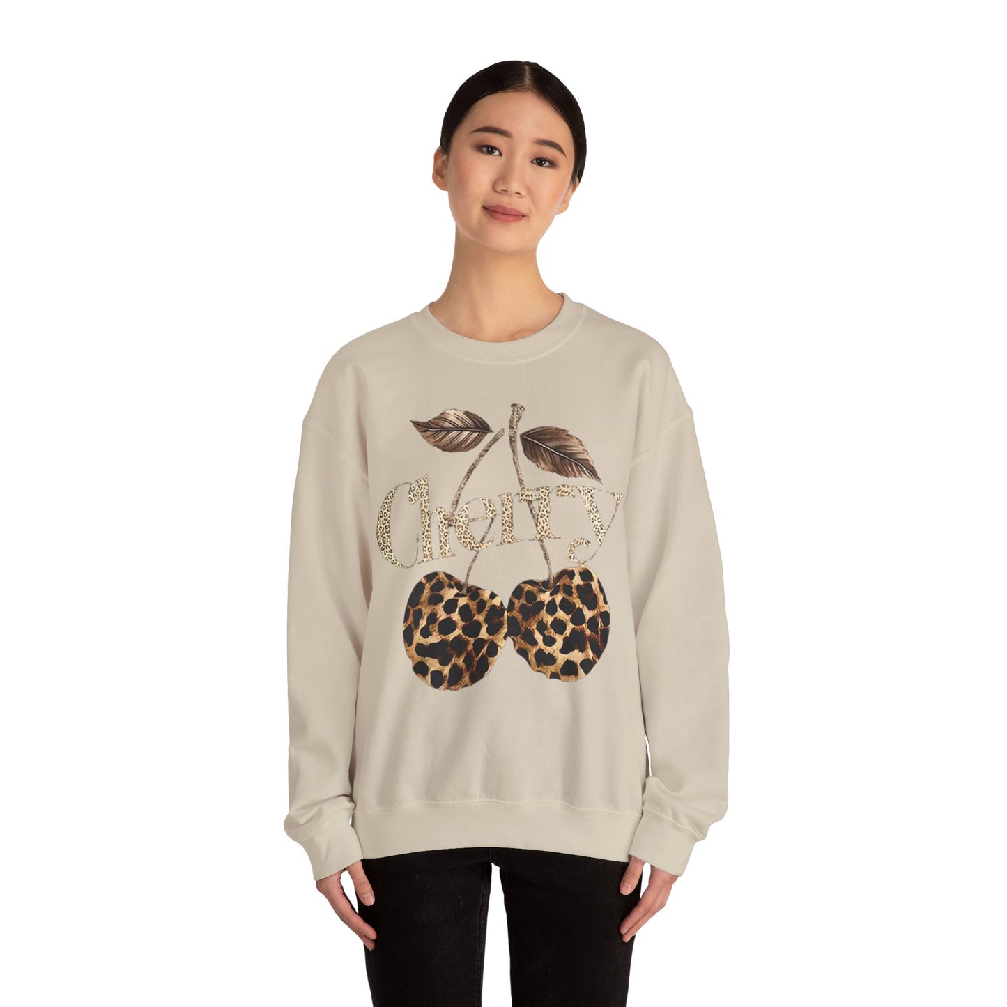 Felpa Unisex "Cherry Leopard" – Stampa Ciliegie Animalier, Stile Streetwear alla Moda.