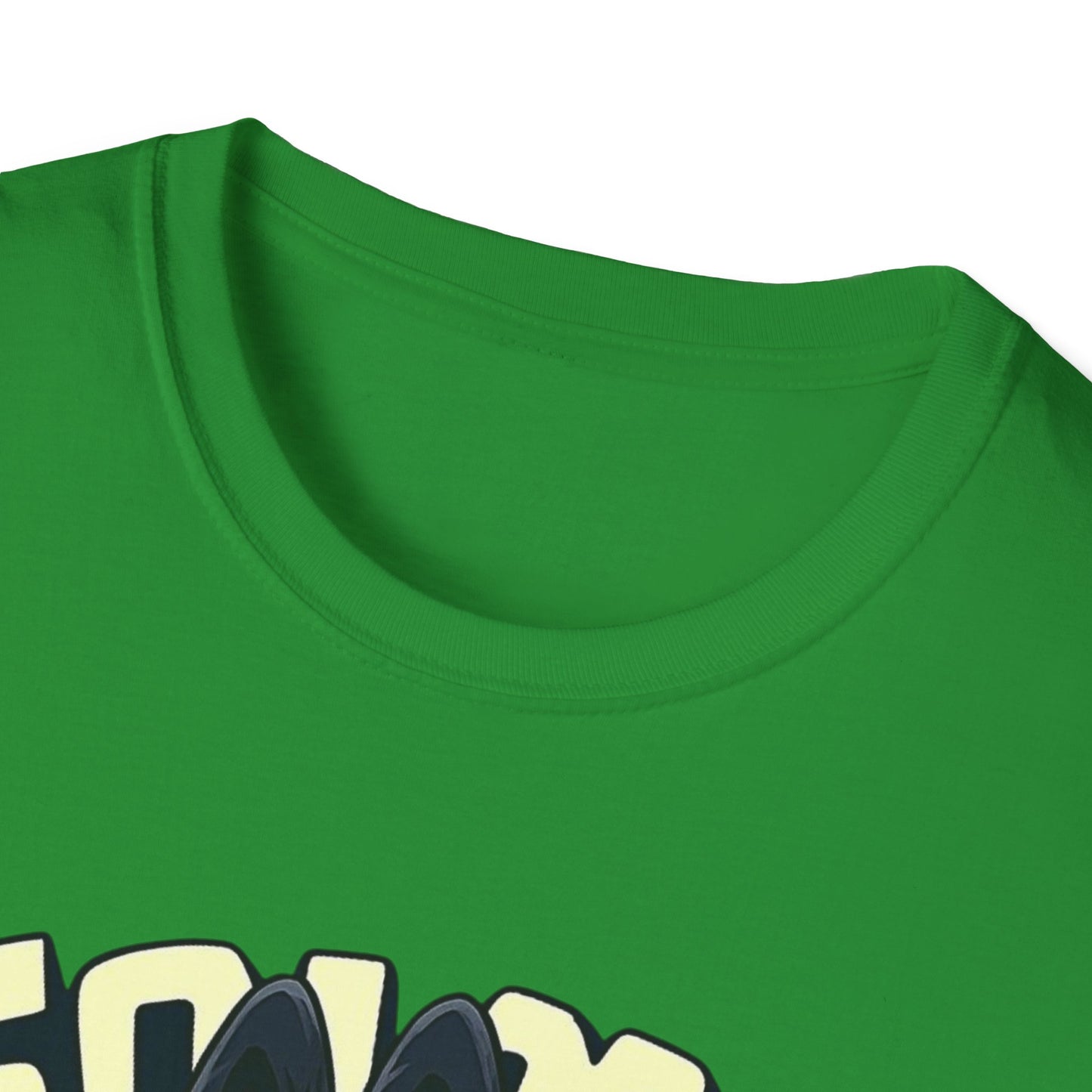 T-Shirt Unisex Labubu Softstyle  – Design Kawaii Streetwear con Skateboard.