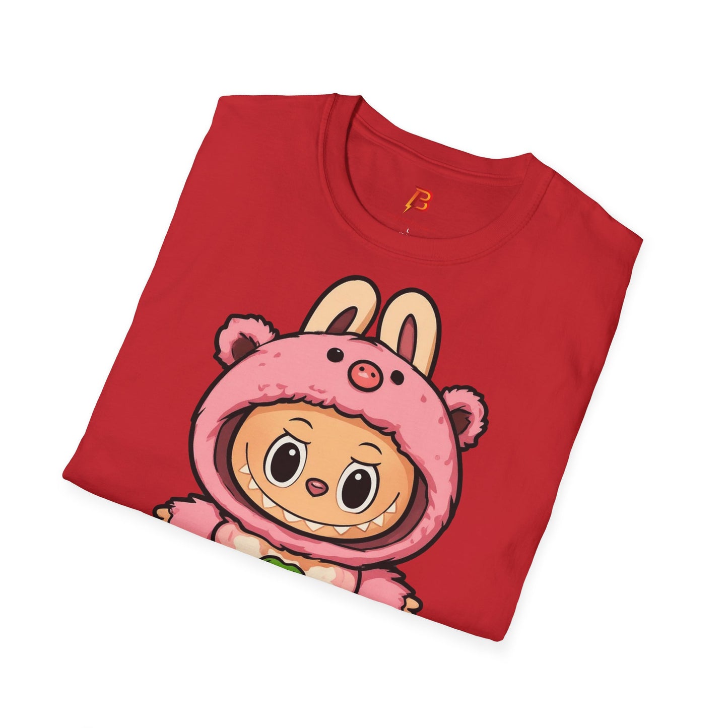 T-Shirt Unisex Labubu Softstyle – Outfit Cartoon Kawaii Rosa Orsetto Fragola.