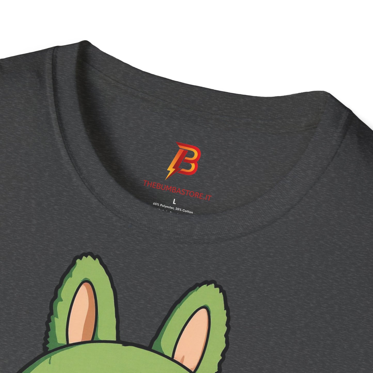 T-Shirt Unisex Labubu Softstyle – Design Kawaii con Bubble Tea.