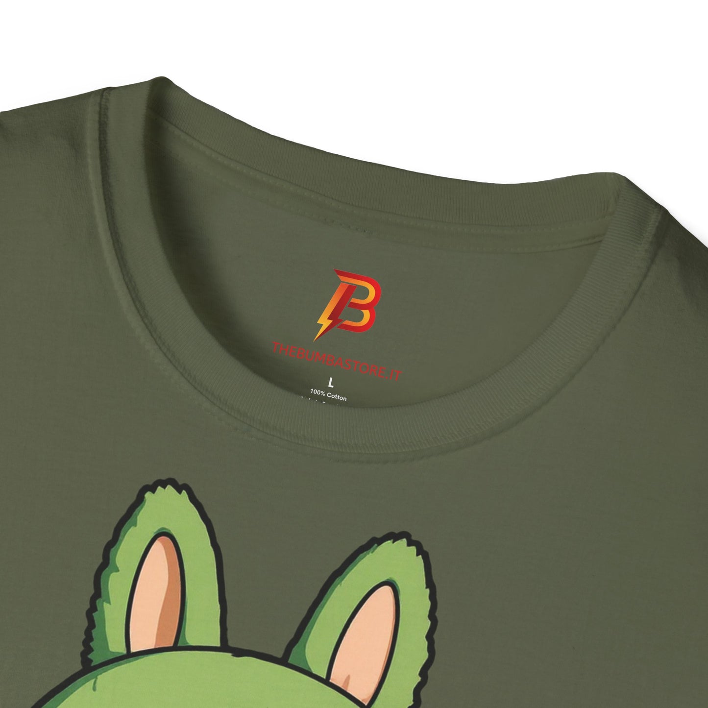 T-Shirt Unisex Labubu Softstyle – Design Kawaii con Bubble Tea.