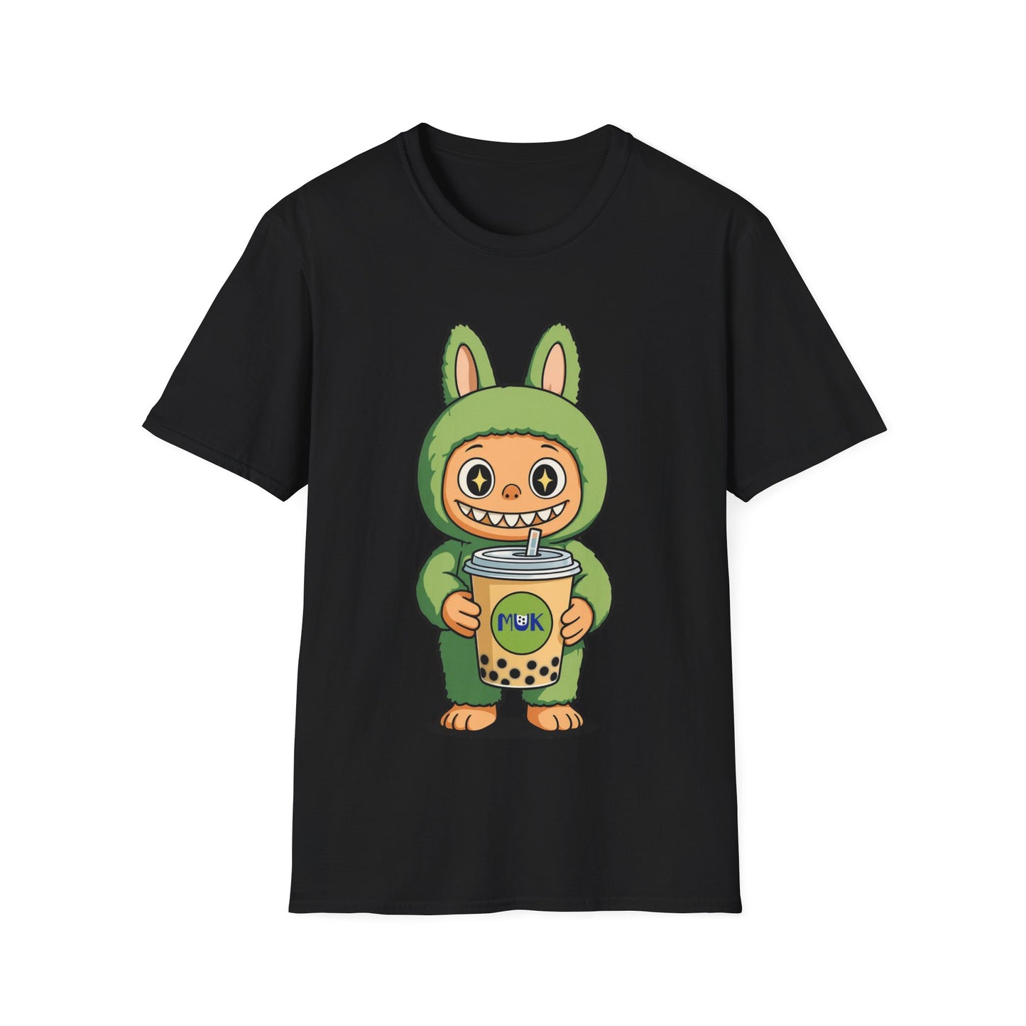T-Shirt Unisex Labubu Softstyle – Design Kawaii con Bubble Tea.