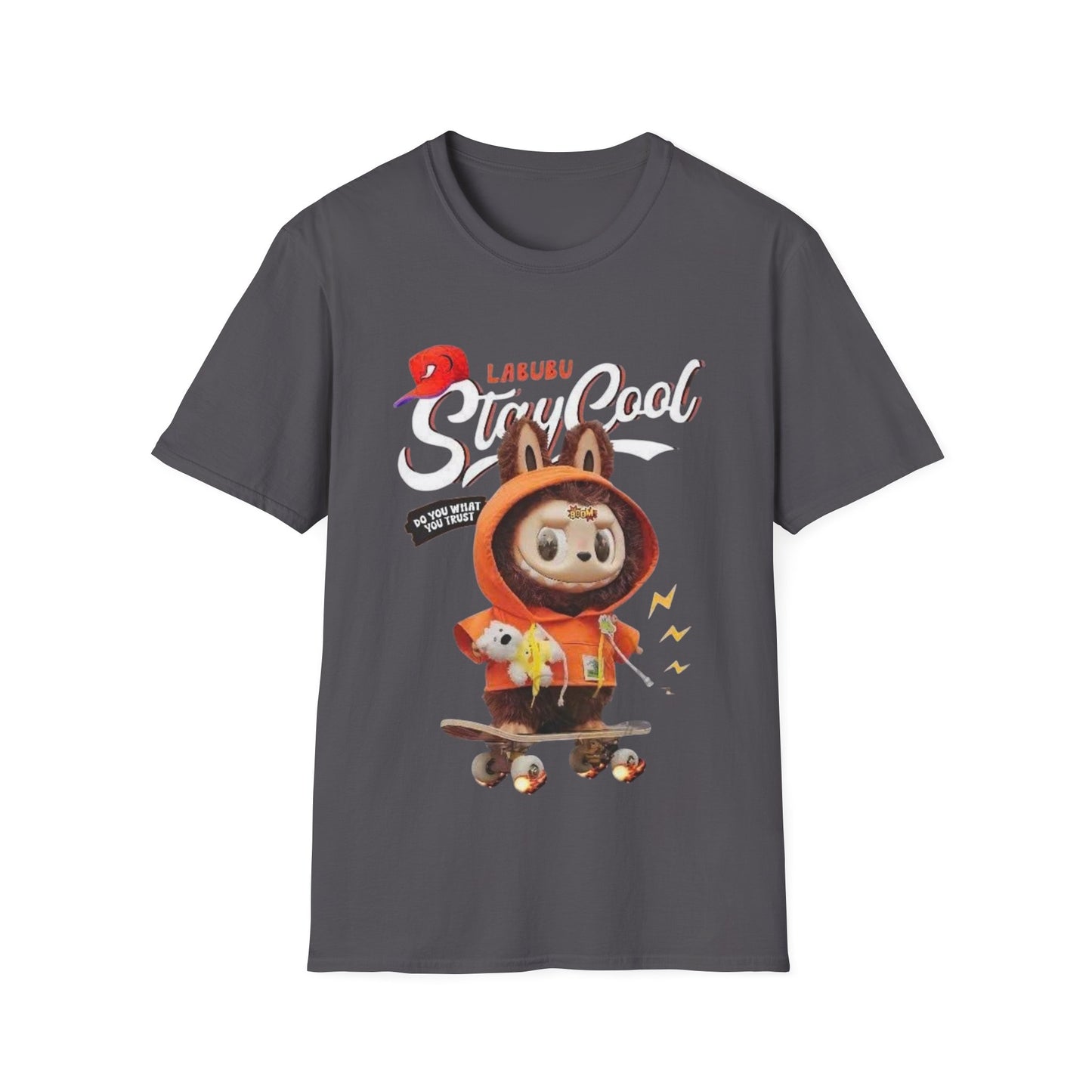 T-Shirt Unisex Labubu Softstyle – Design Streetwear Kawaii “Stay Cool”.